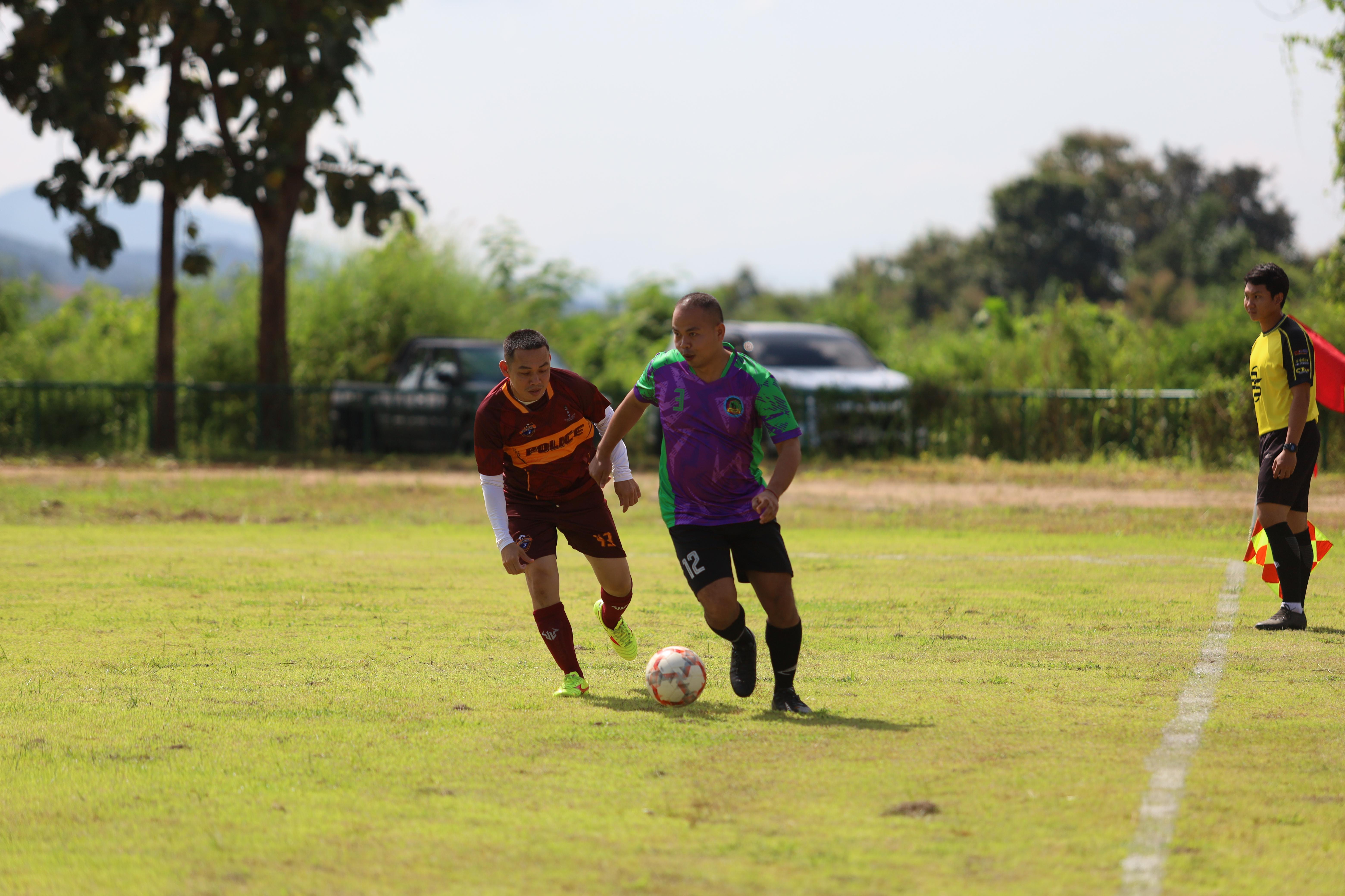 40. การแข่งขันฟุตบอล11คนหน่วยงานคู่ที่1