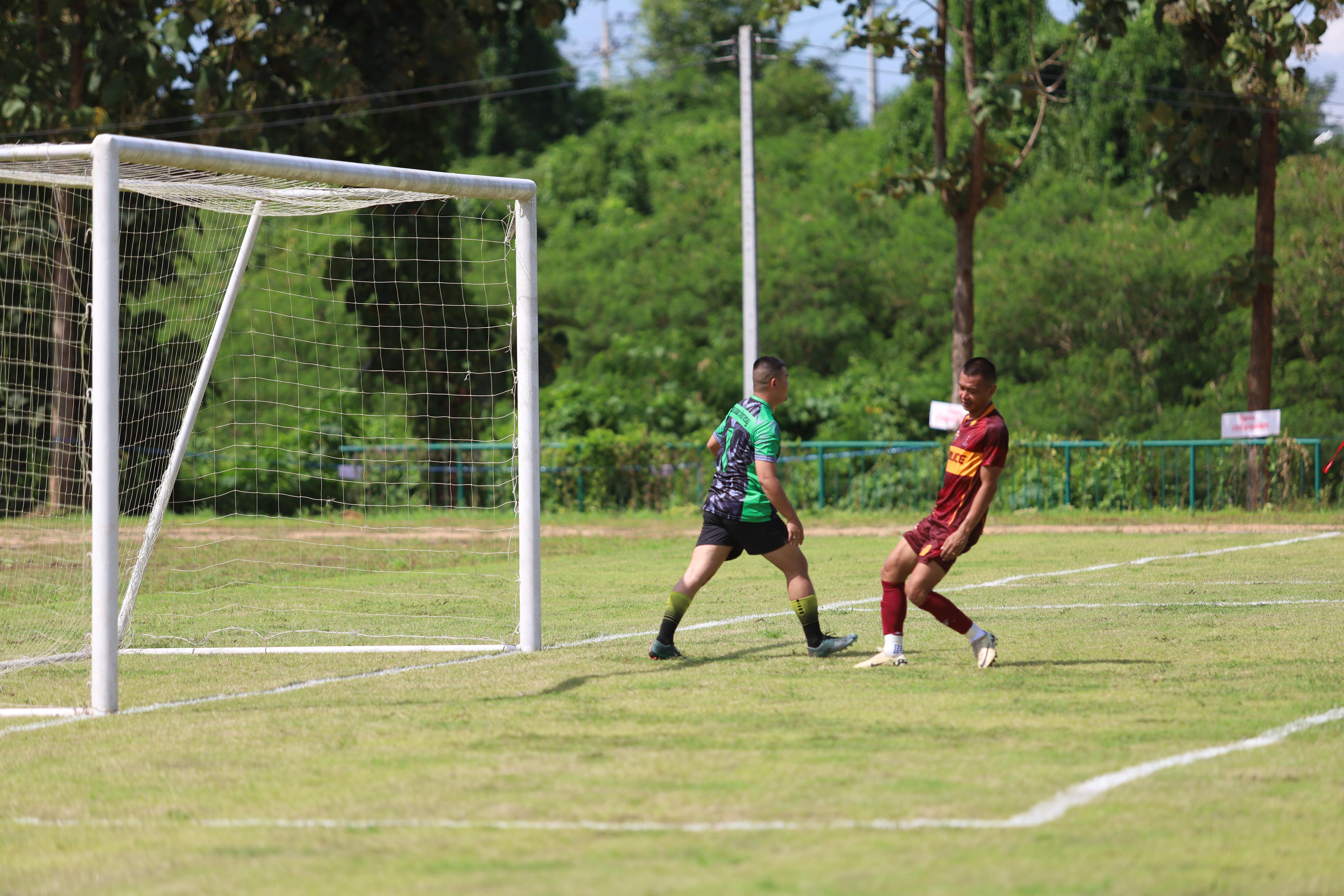 65. การแข่งขันฟุตบอล11คนหน่วยงานคู่ที่1