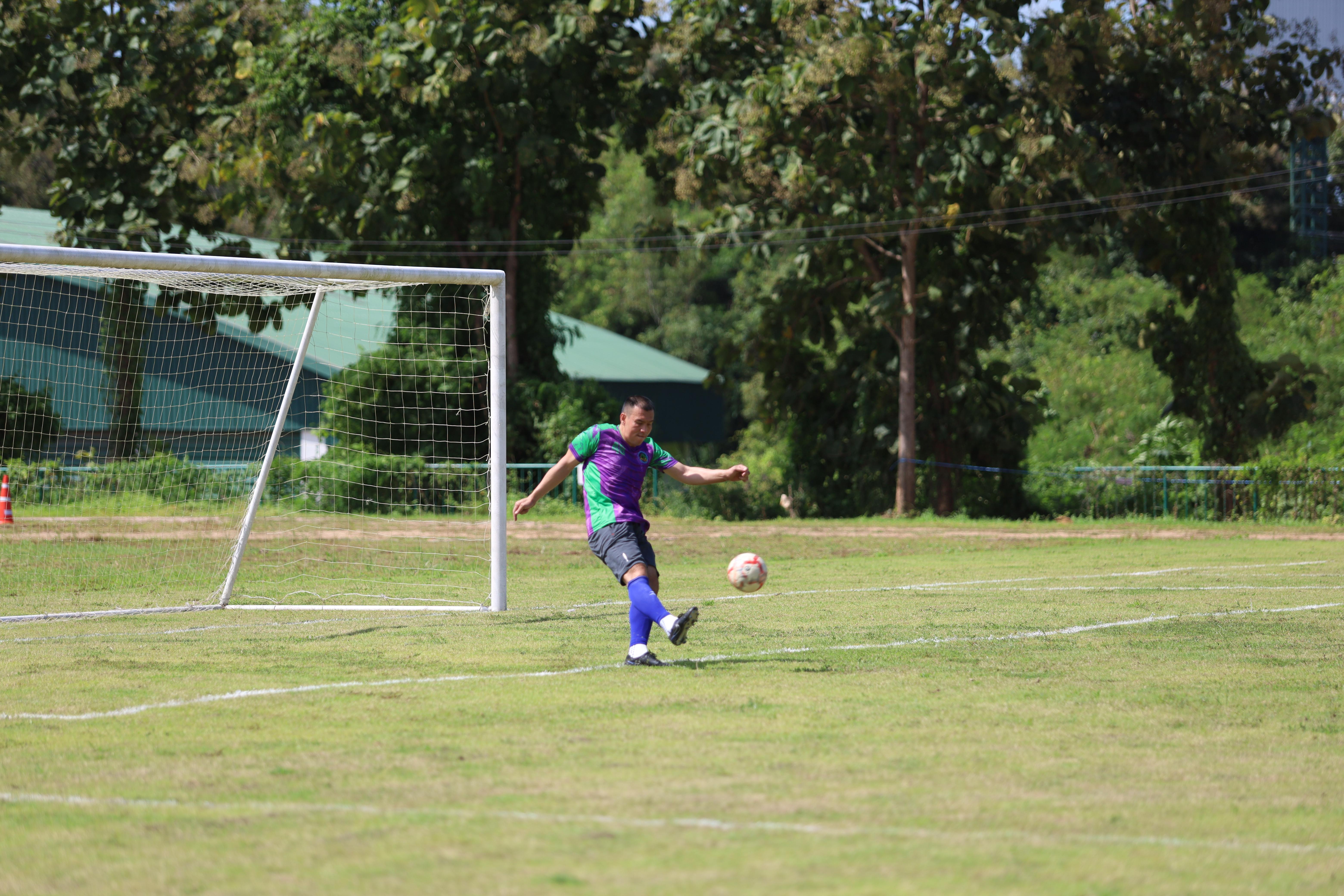 68. การแข่งขันฟุตบอล11คนหน่วยงานคู่ที่1