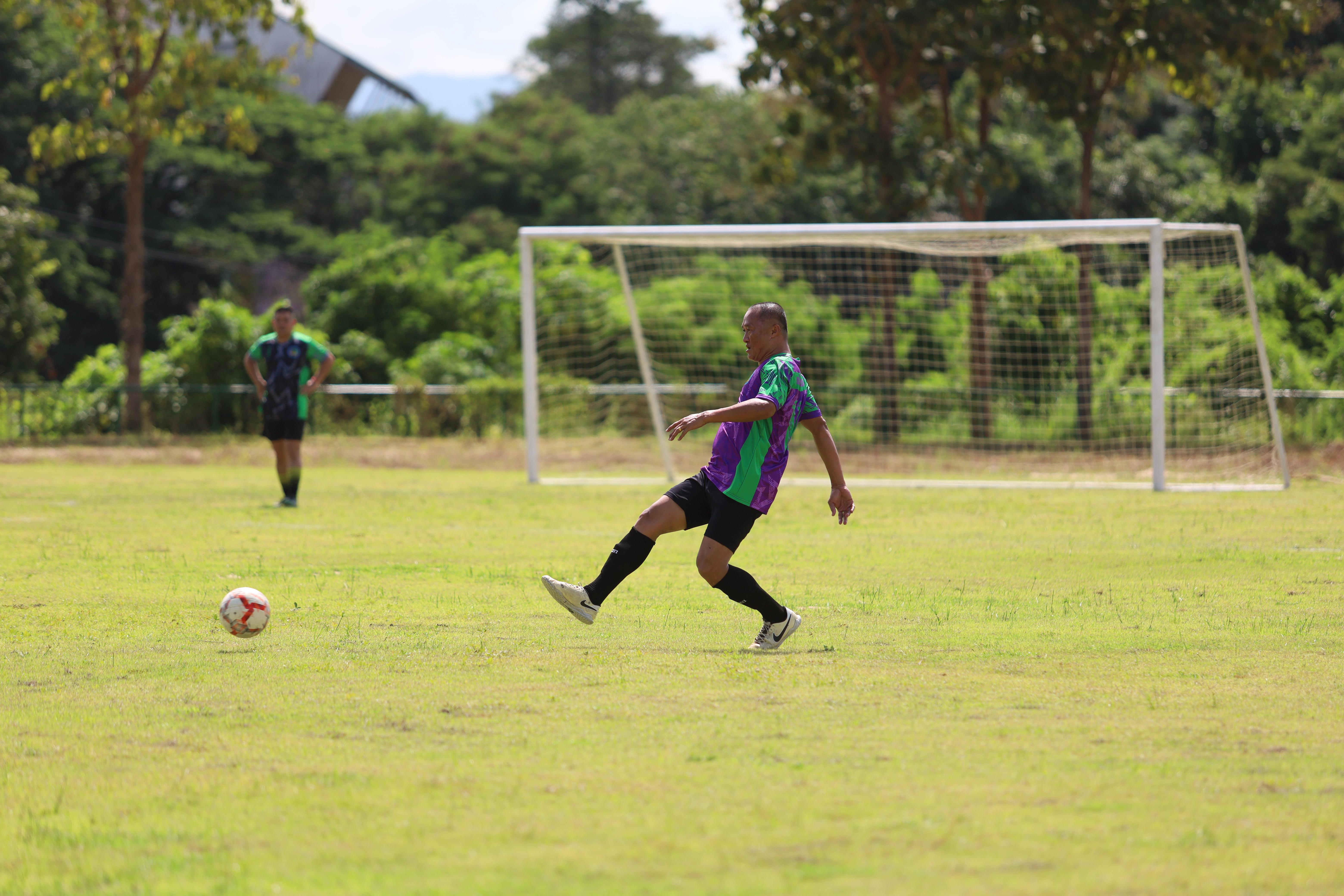 102. การแข่งขันฟุตบอล11คนหน่วยงานคู่ที่1