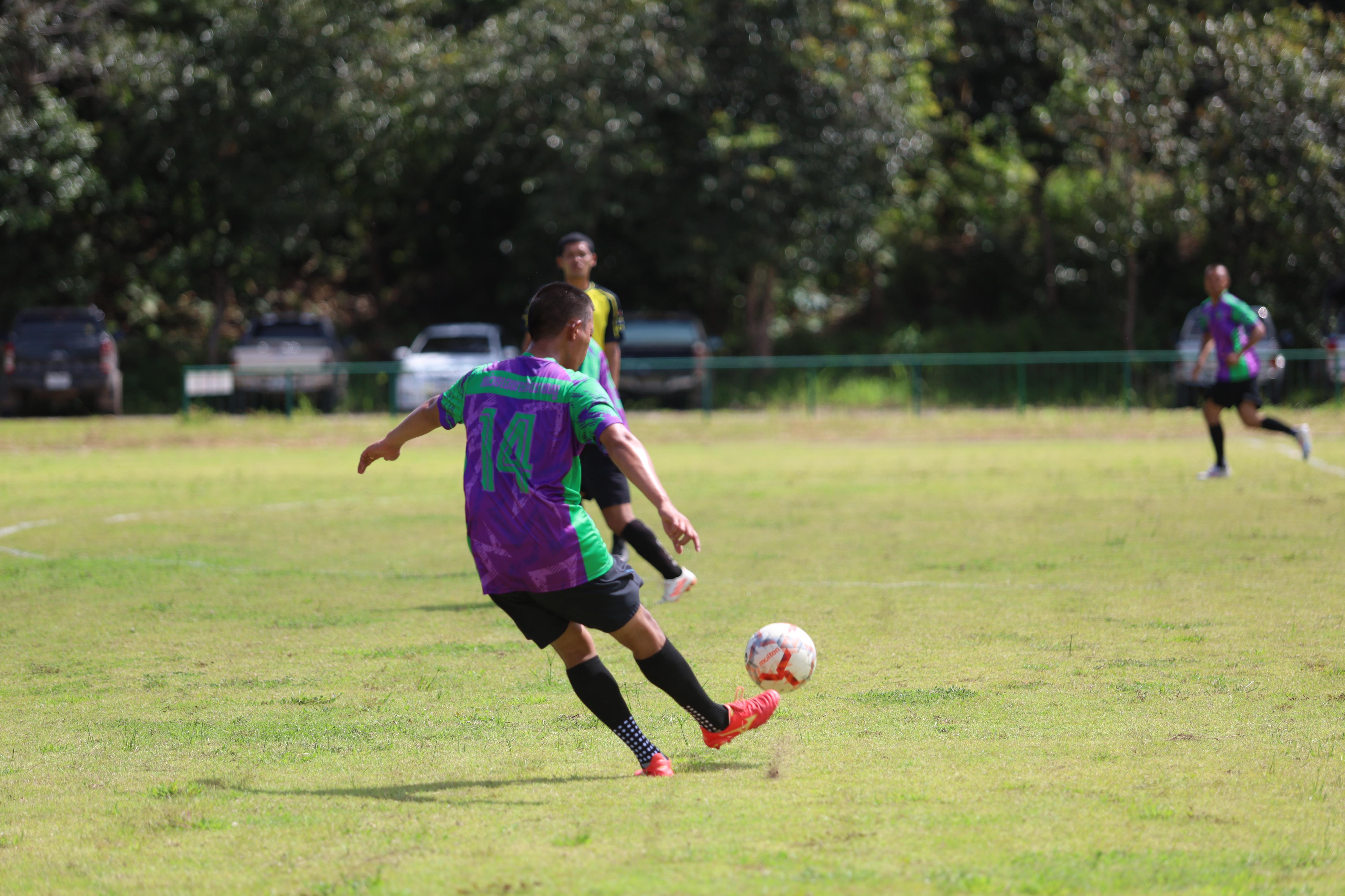 107. การแข่งขันฟุตบอล11คนหน่วยงานคู่ที่1