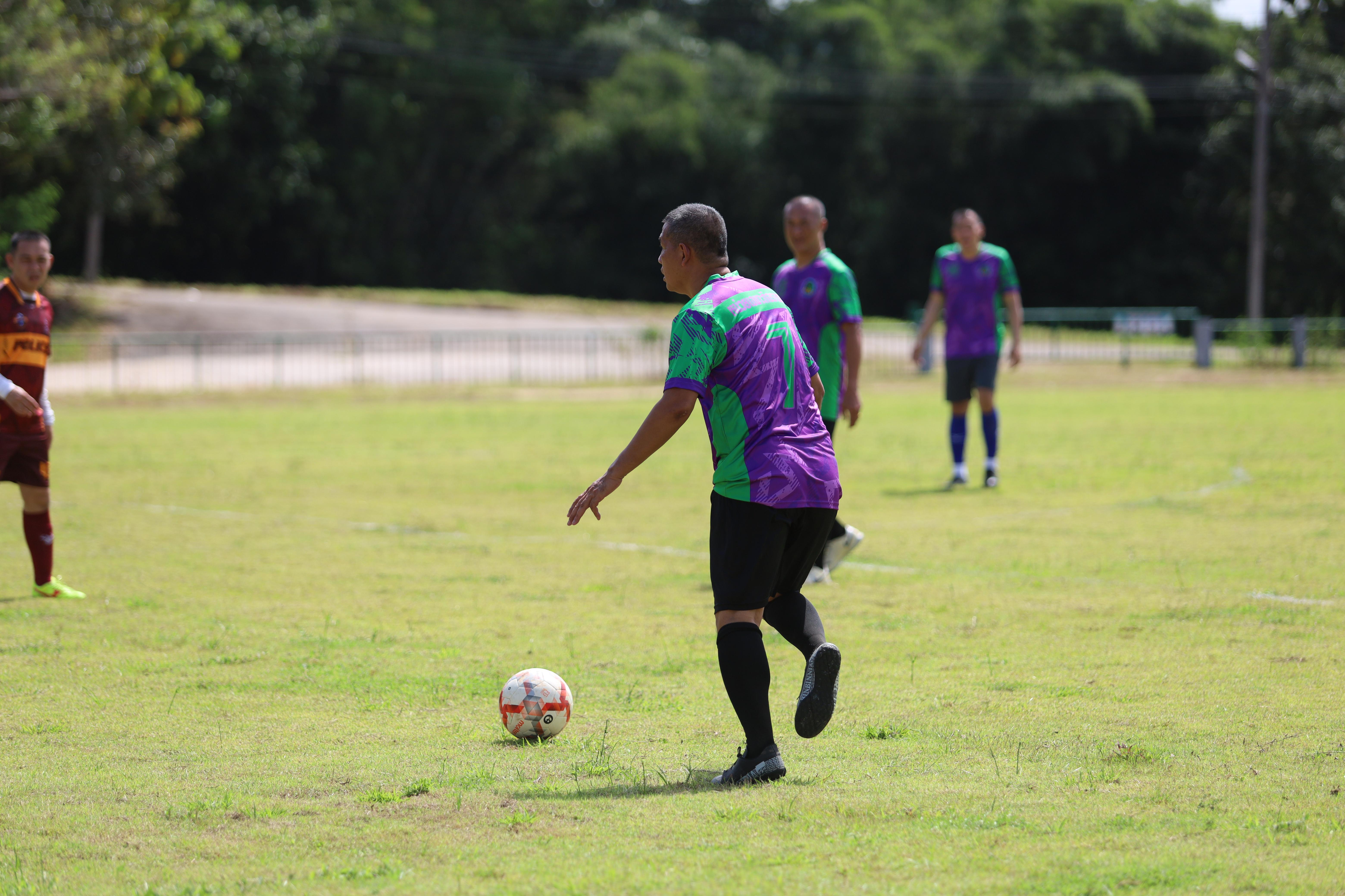 121. การแข่งขันฟุตบอล11คนหน่วยงานคู่ที่1