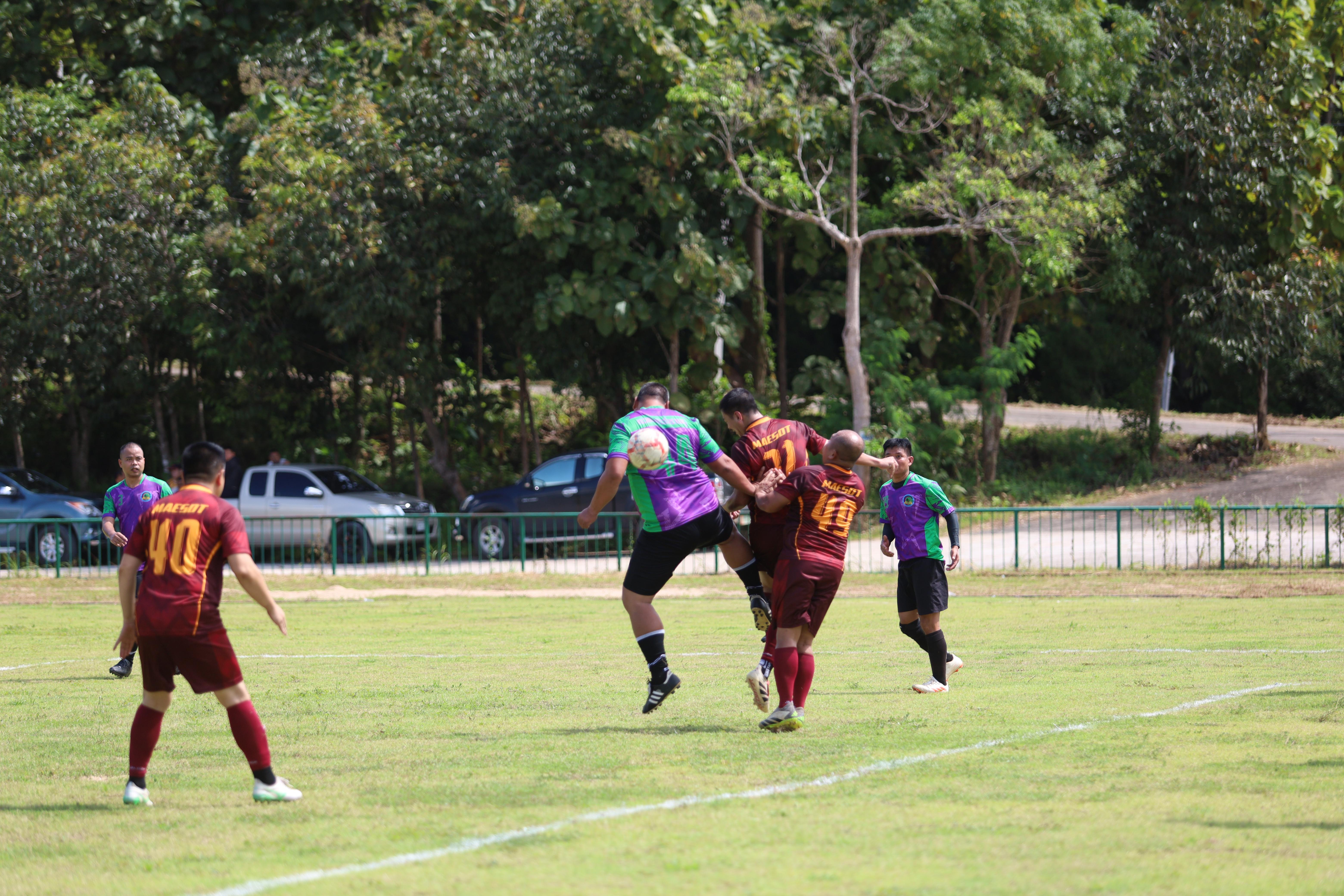 152. การแข่งขันฟุตบอล11คนหน่วยงานคู่ที่1