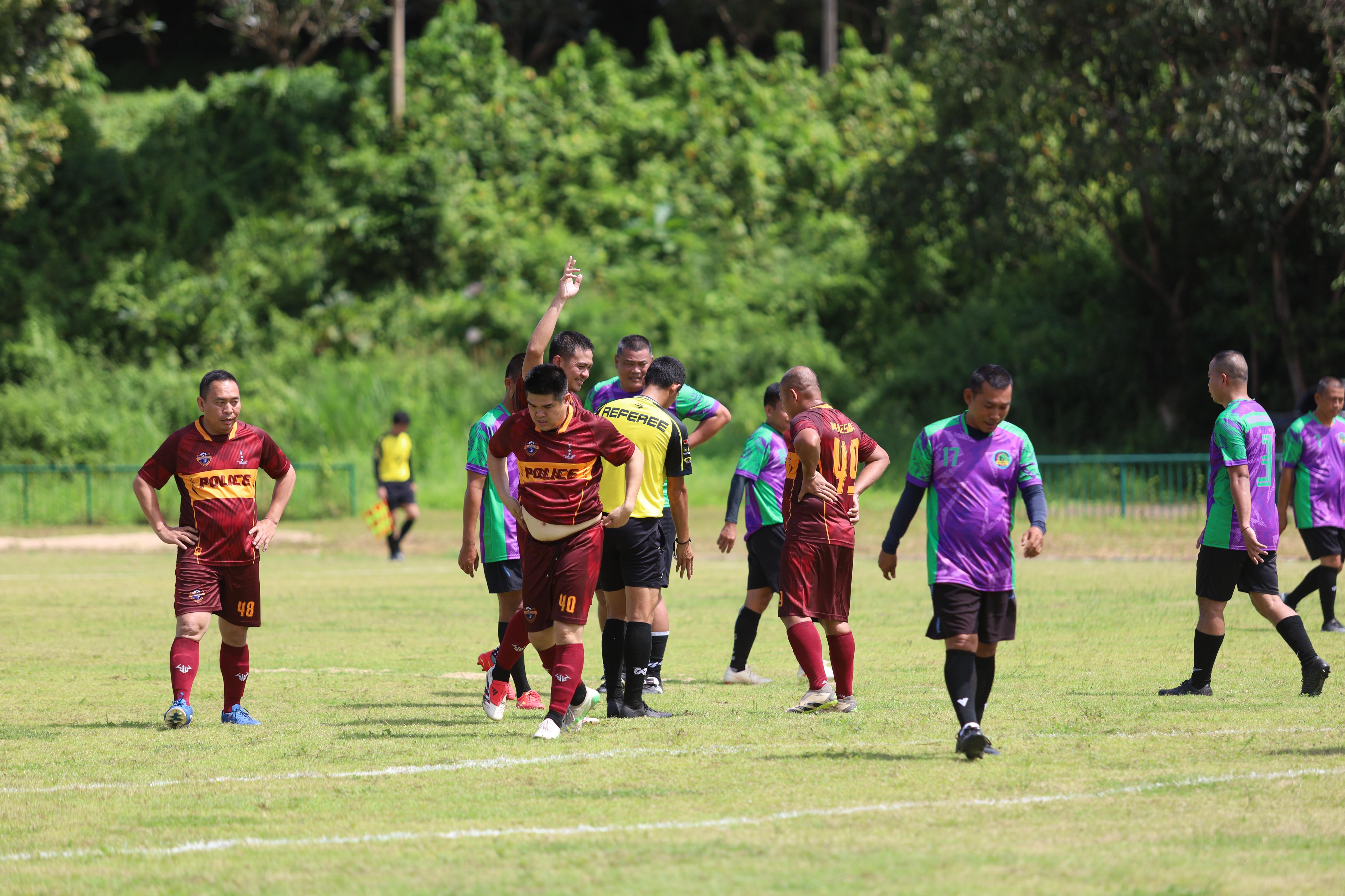 156. การแข่งขันฟุตบอล11คนหน่วยงานคู่ที่1