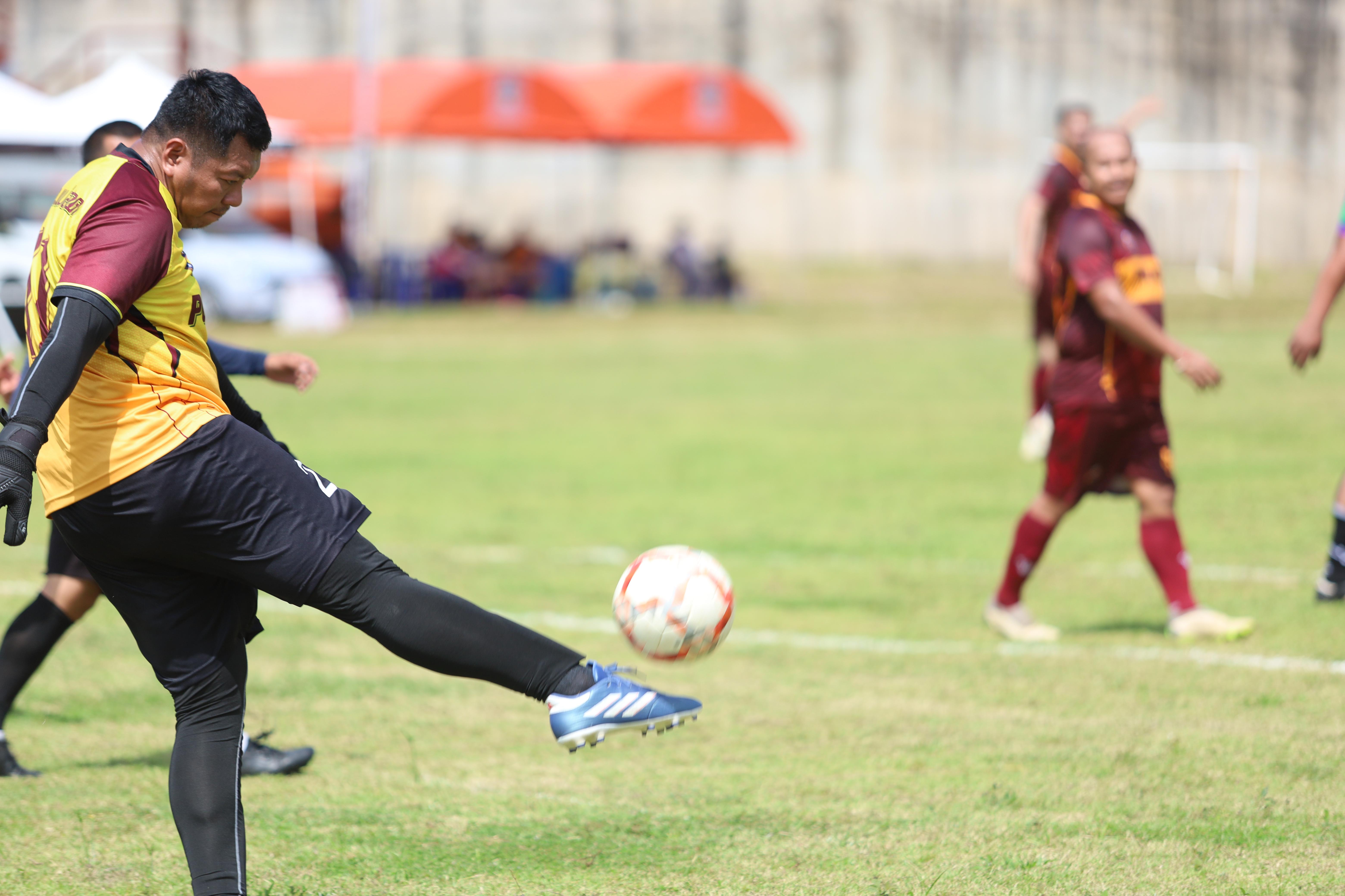 161. การแข่งขันฟุตบอล11คนหน่วยงานคู่ที่1