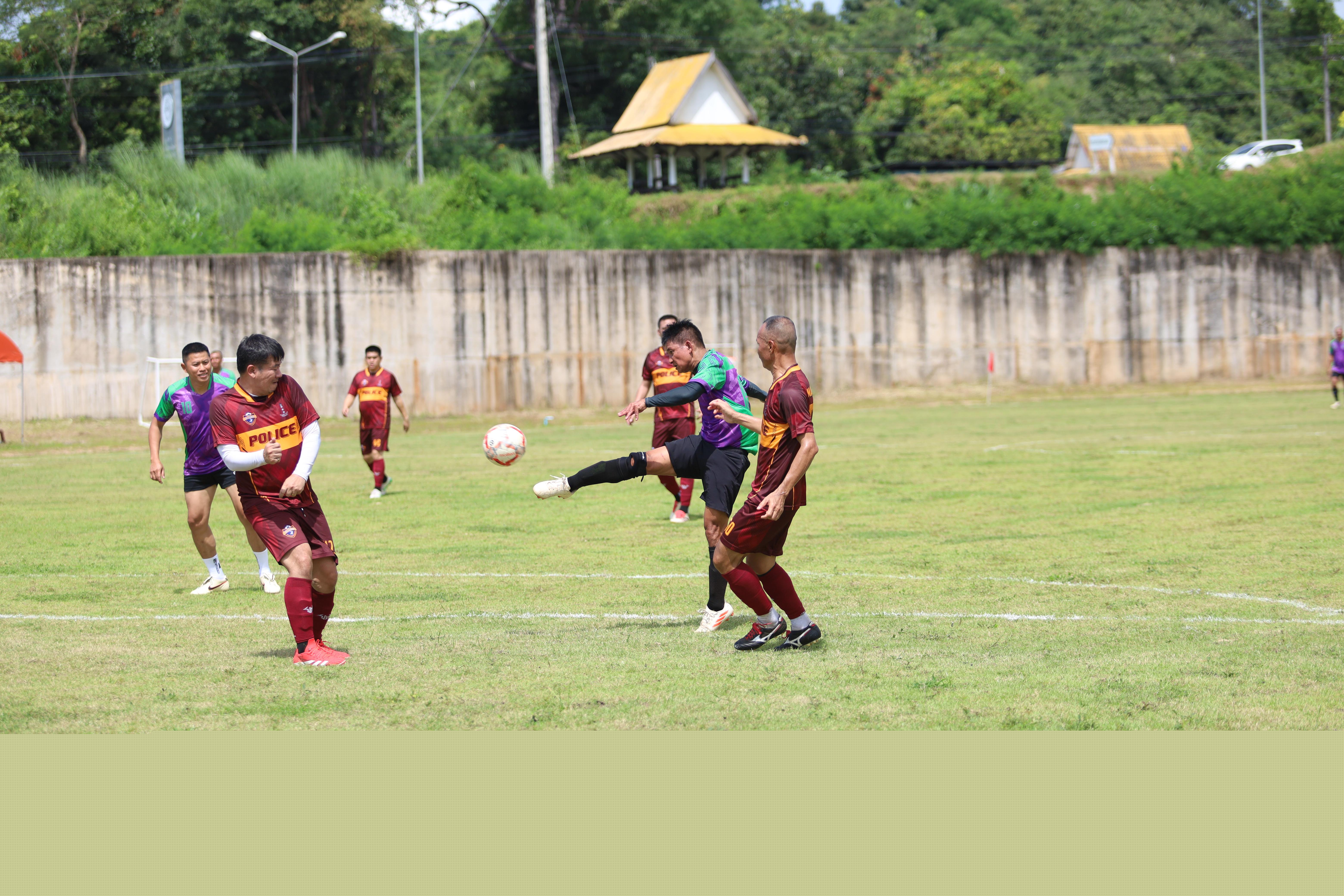 171. การแข่งขันฟุตบอล11คนหน่วยงานคู่ที่1