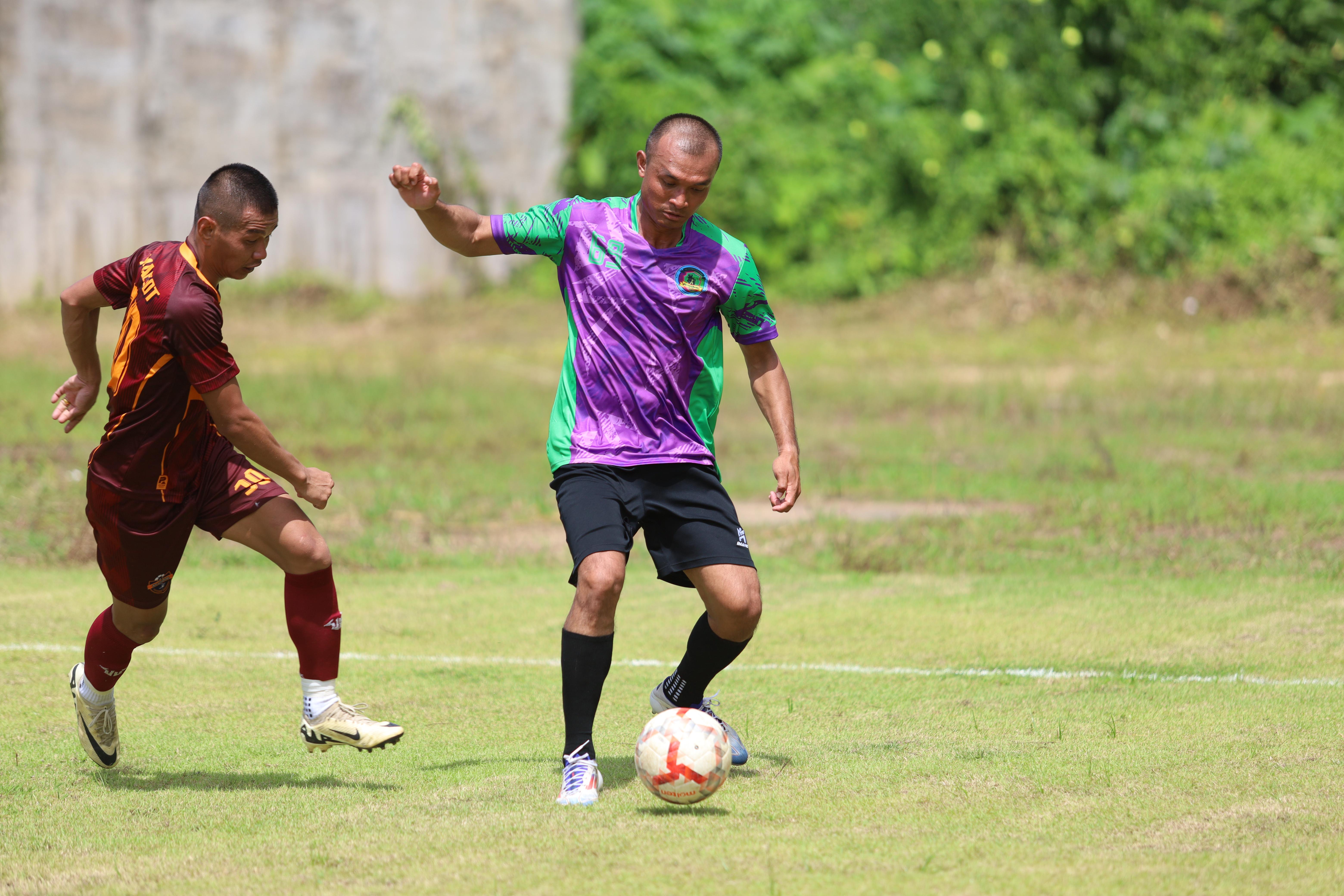 173. การแข่งขันฟุตบอล11คนหน่วยงานคู่ที่1