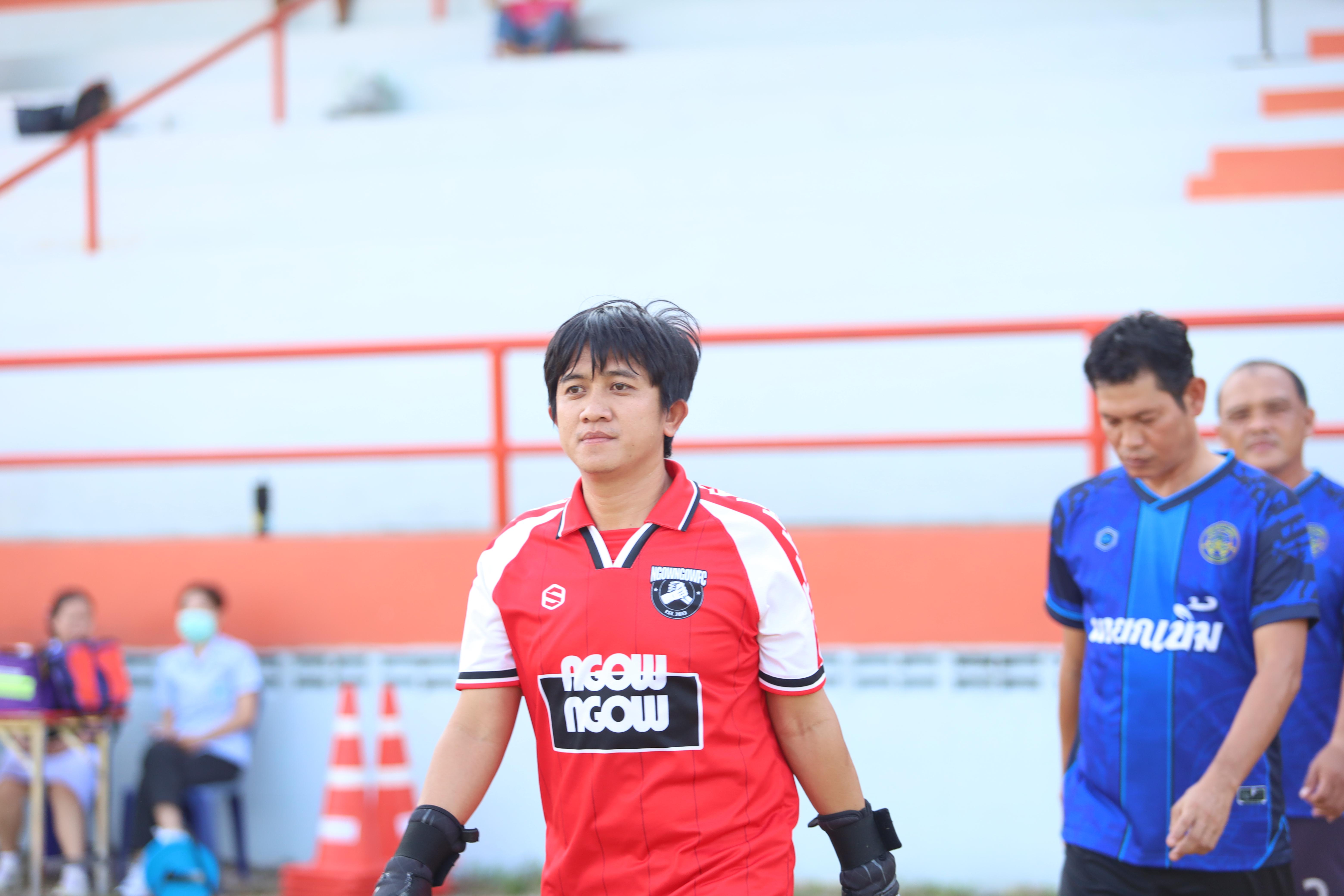 6. ฟุตบอล11คนหน่วยงาน25ปีkprums คู่ที่10 อำเภอแม่สอด 2 : 0เทศบาลนครแม่สอดแม่สอด