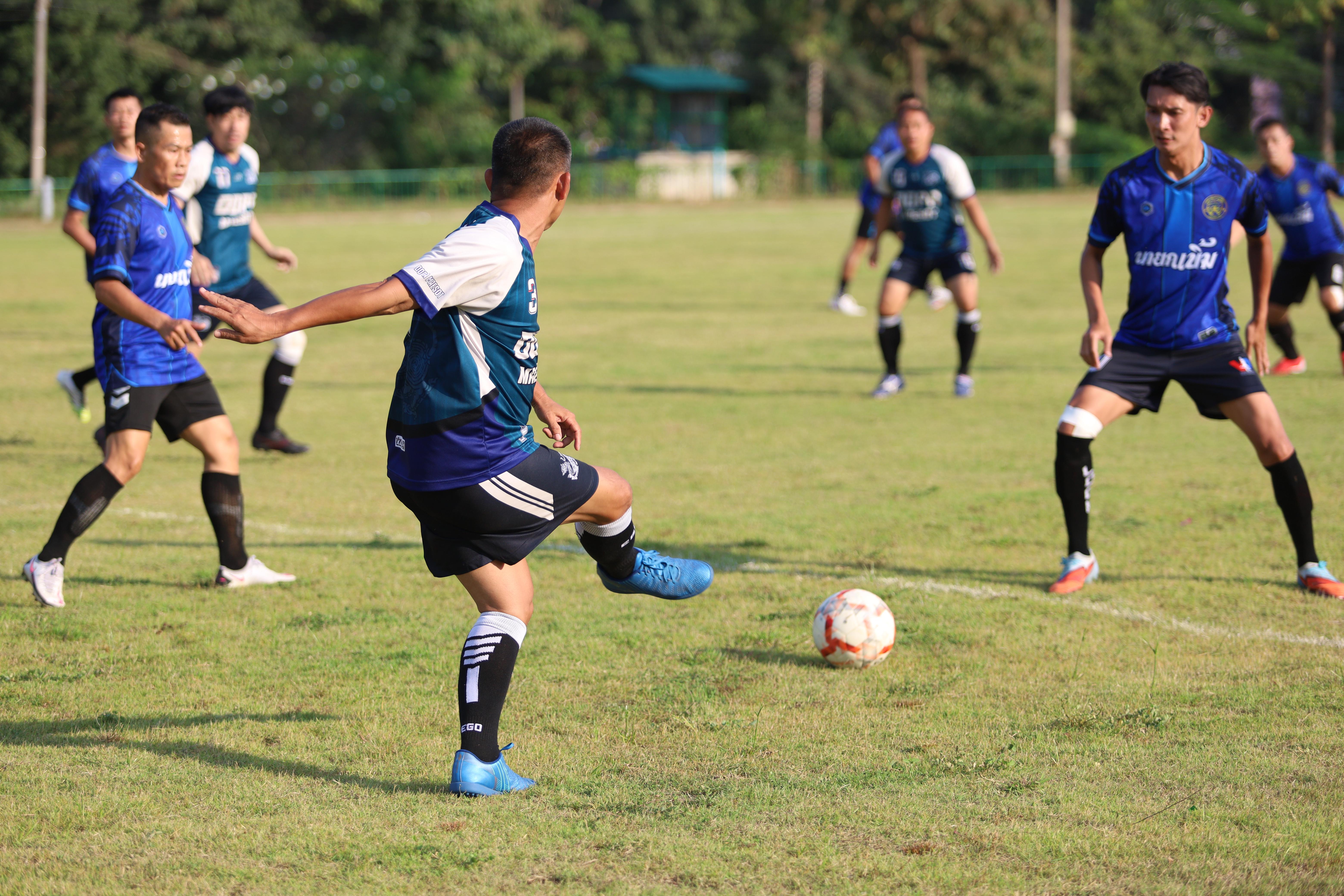 34. ฟุตบอล11คนหน่วยงาน25ปีkprums คู่ที่10 อำเภอแม่สอด 2 : 0เทศบาลนครแม่สอดแม่สอด