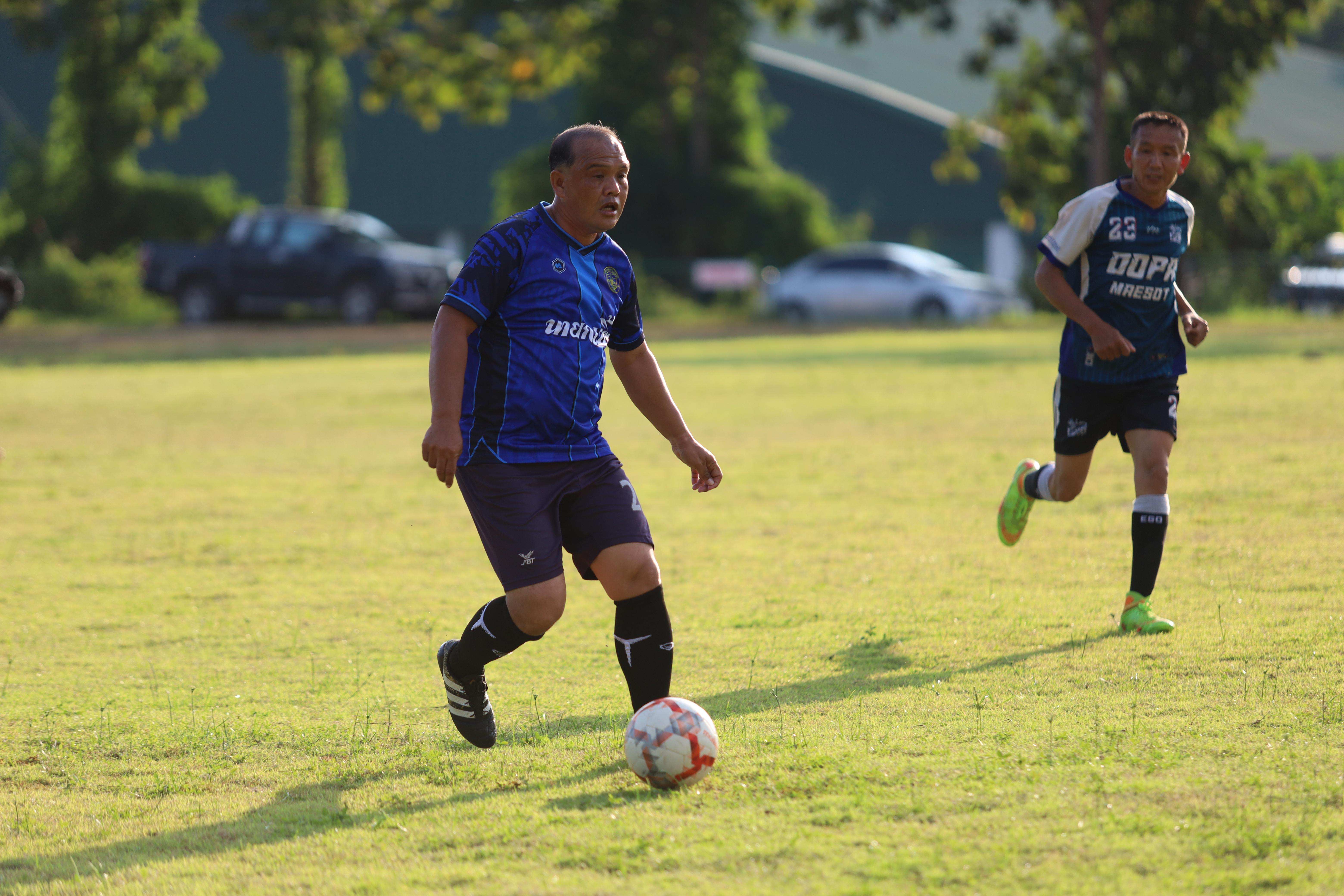 55. ฟุตบอล11คนหน่วยงาน25ปีkprums คู่ที่10 อำเภอแม่สอด 2 : 0เทศบาลนครแม่สอดแม่สอด