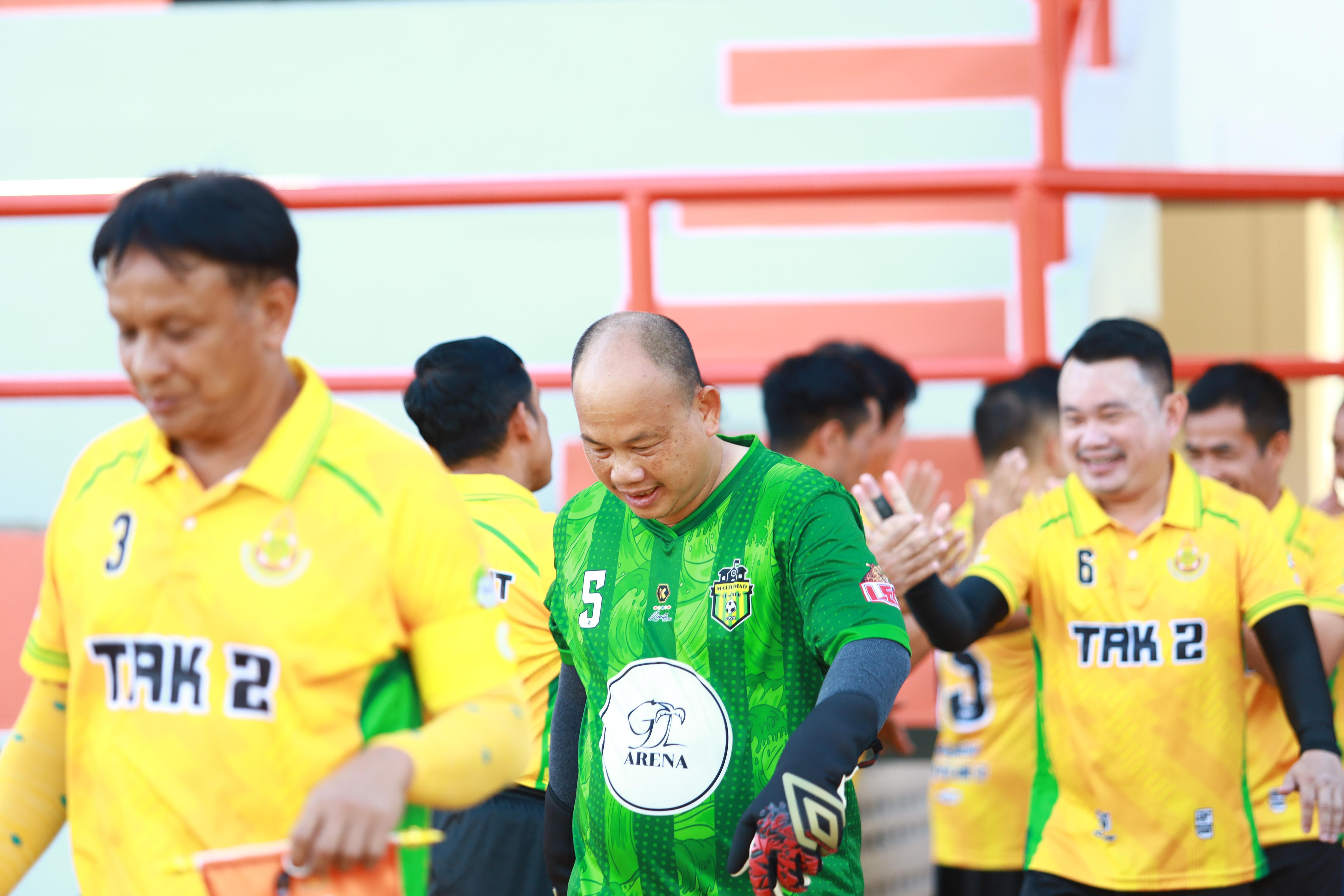 6. ฟุตบอล11คนหน่วยงาน25ปีkprums คู่ที่12