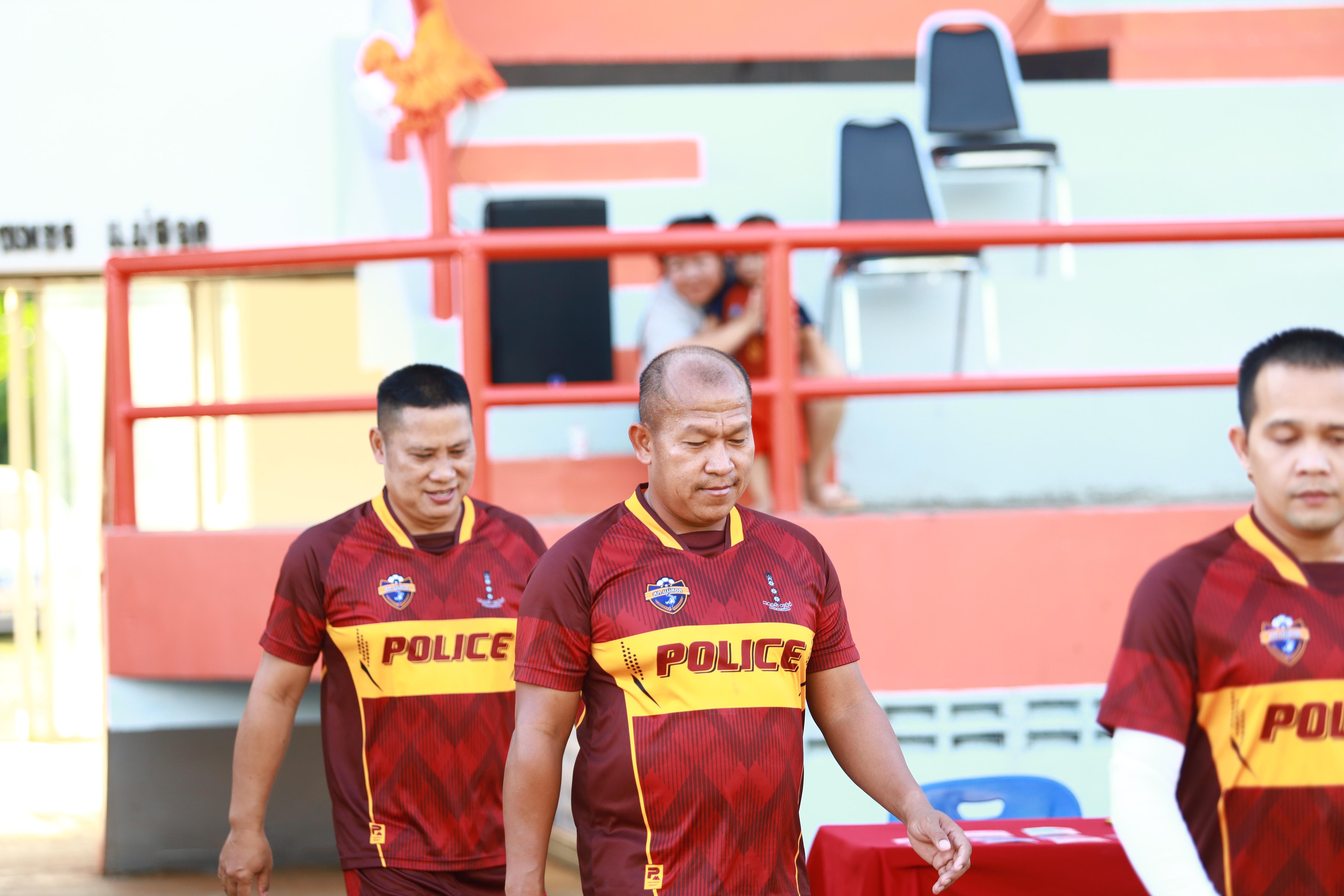 8. ฟุตบอล11คนหน่วยงาน25ปีkprums คู่ที่12