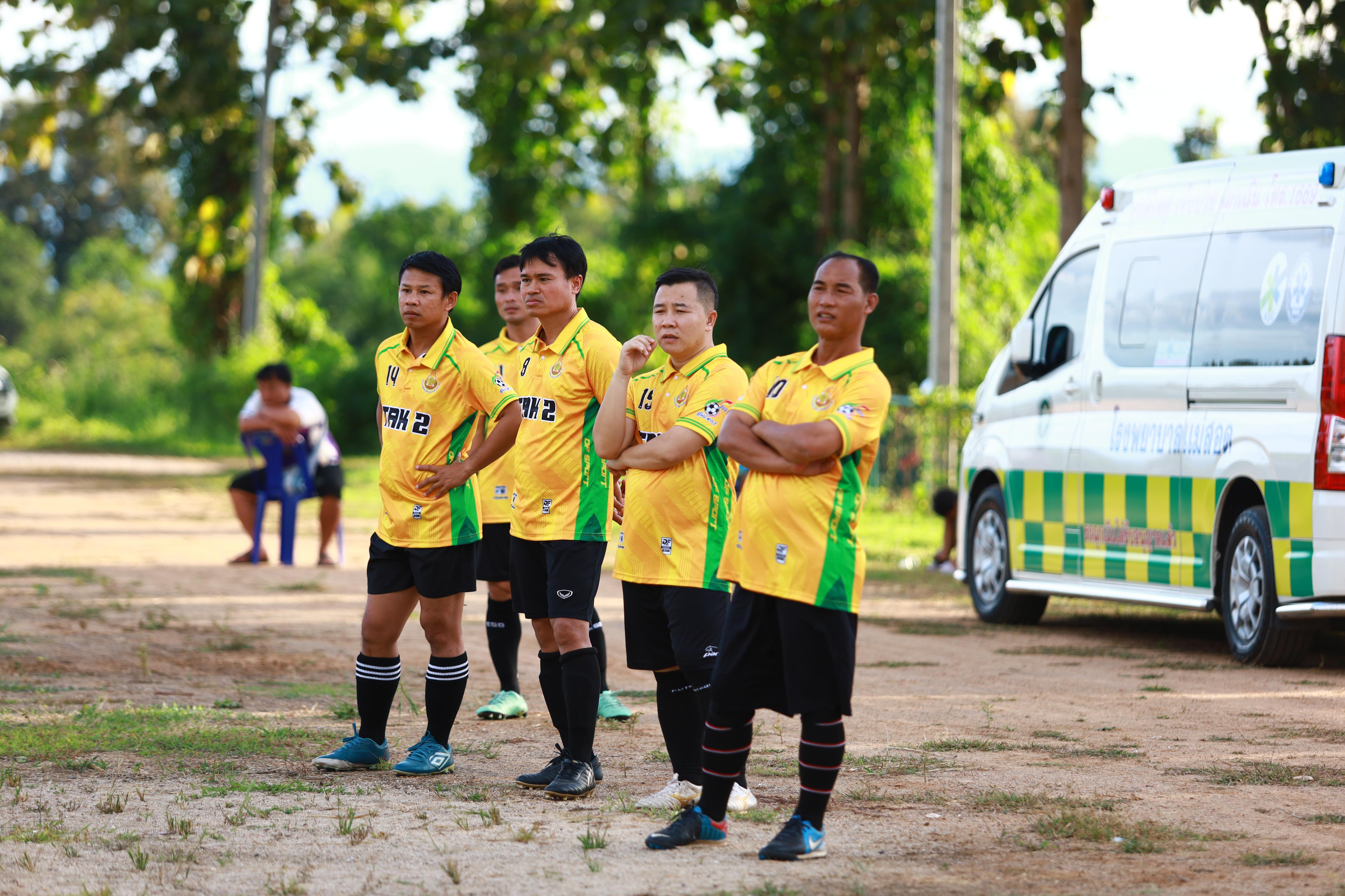 21. ฟุตบอล11คนหน่วยงาน25ปีkprums คู่ที่12