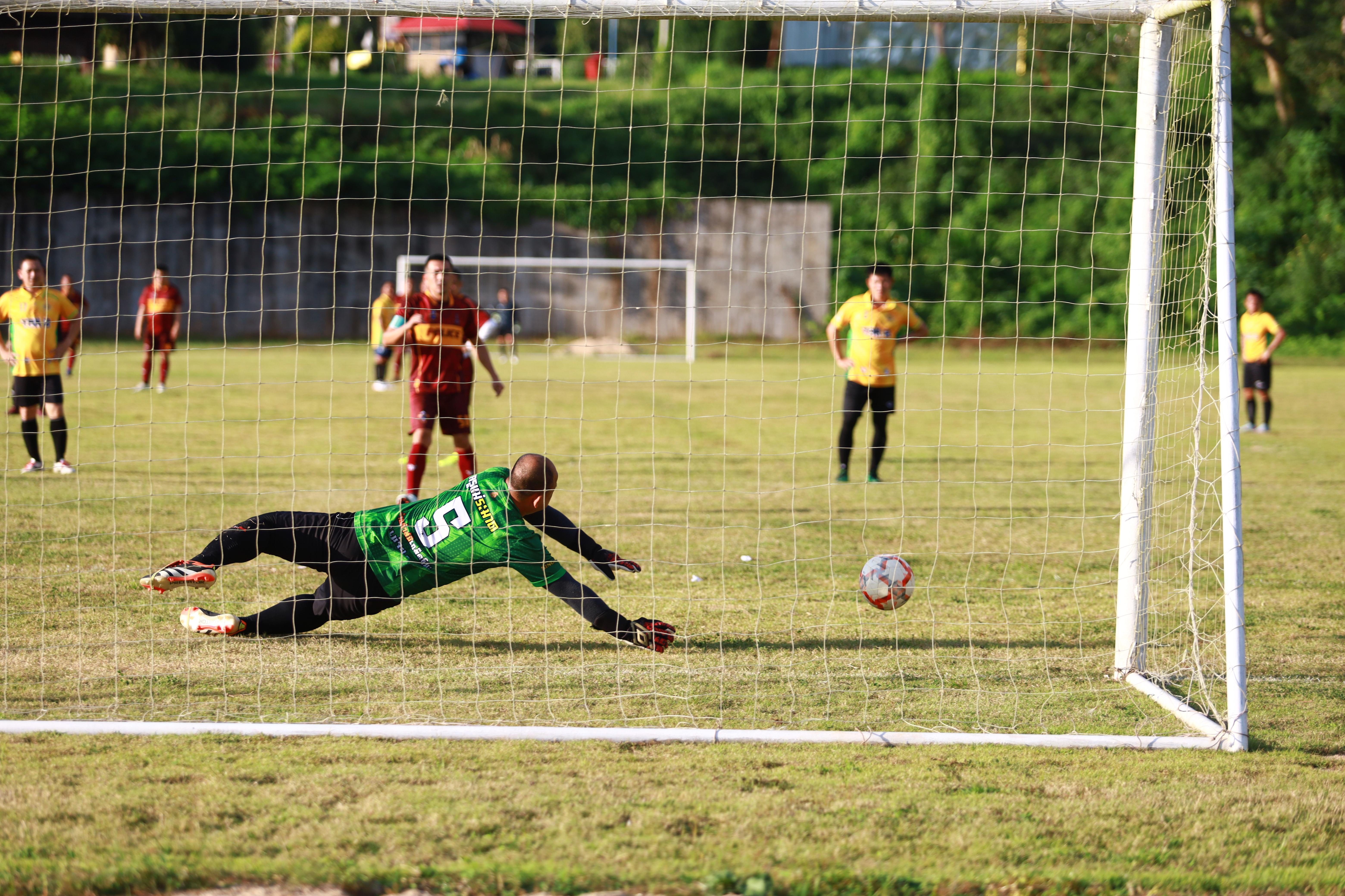 28. ฟุตบอล11คนหน่วยงาน25ปีkprums คู่ที่12