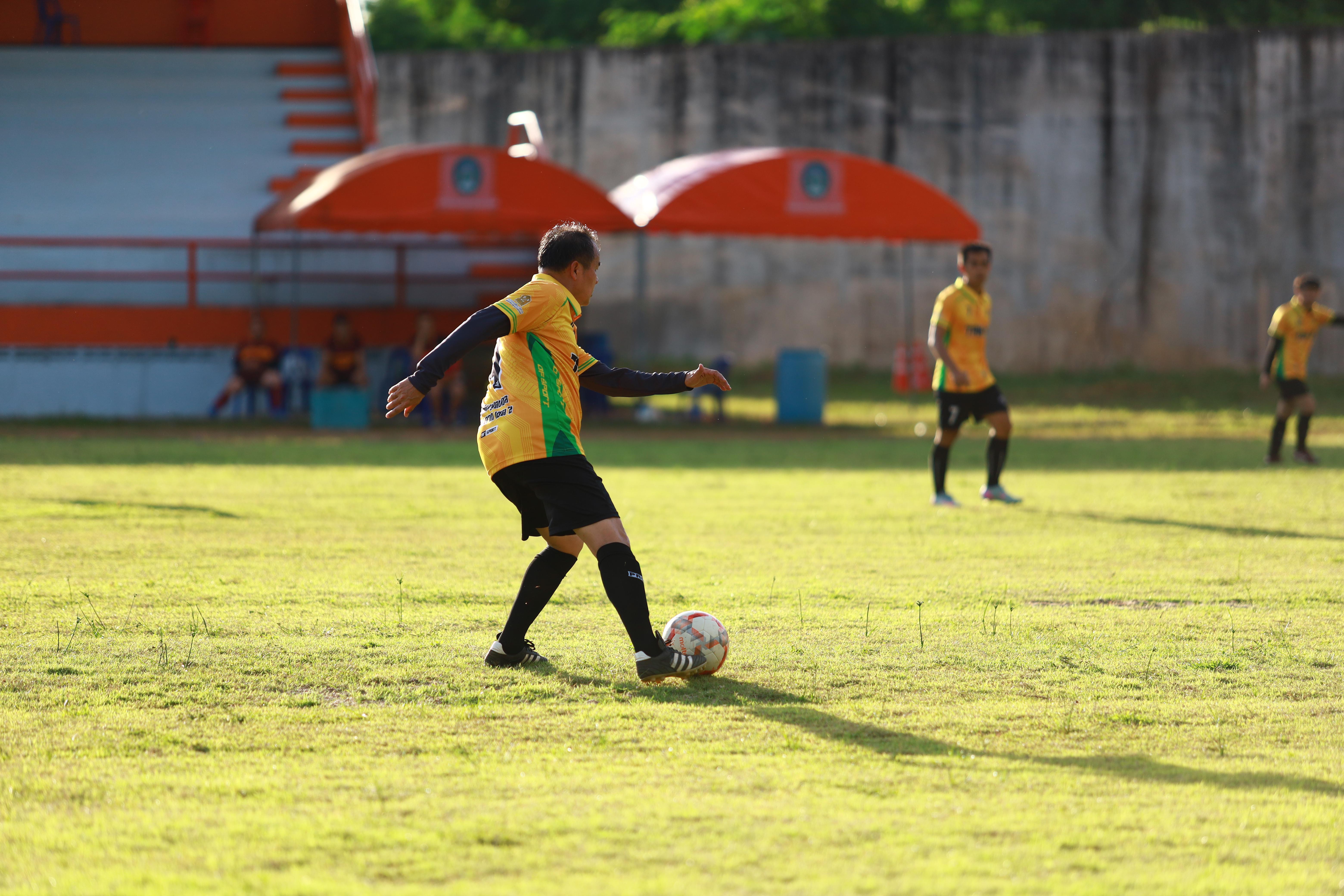 30. ฟุตบอล11คนหน่วยงาน25ปีkprums คู่ที่12