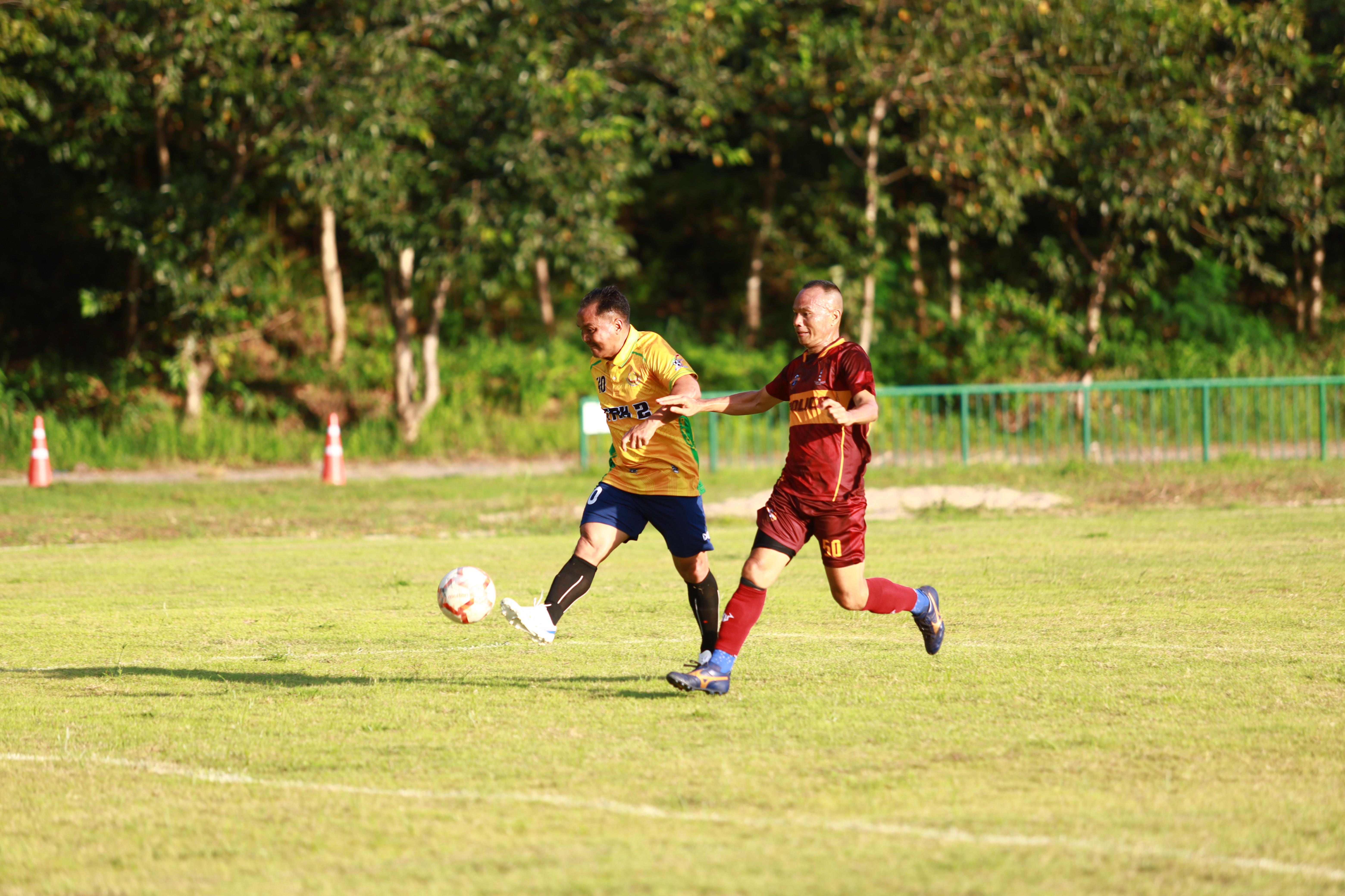 39. ฟุตบอล11คนหน่วยงาน25ปีkprums คู่ที่12