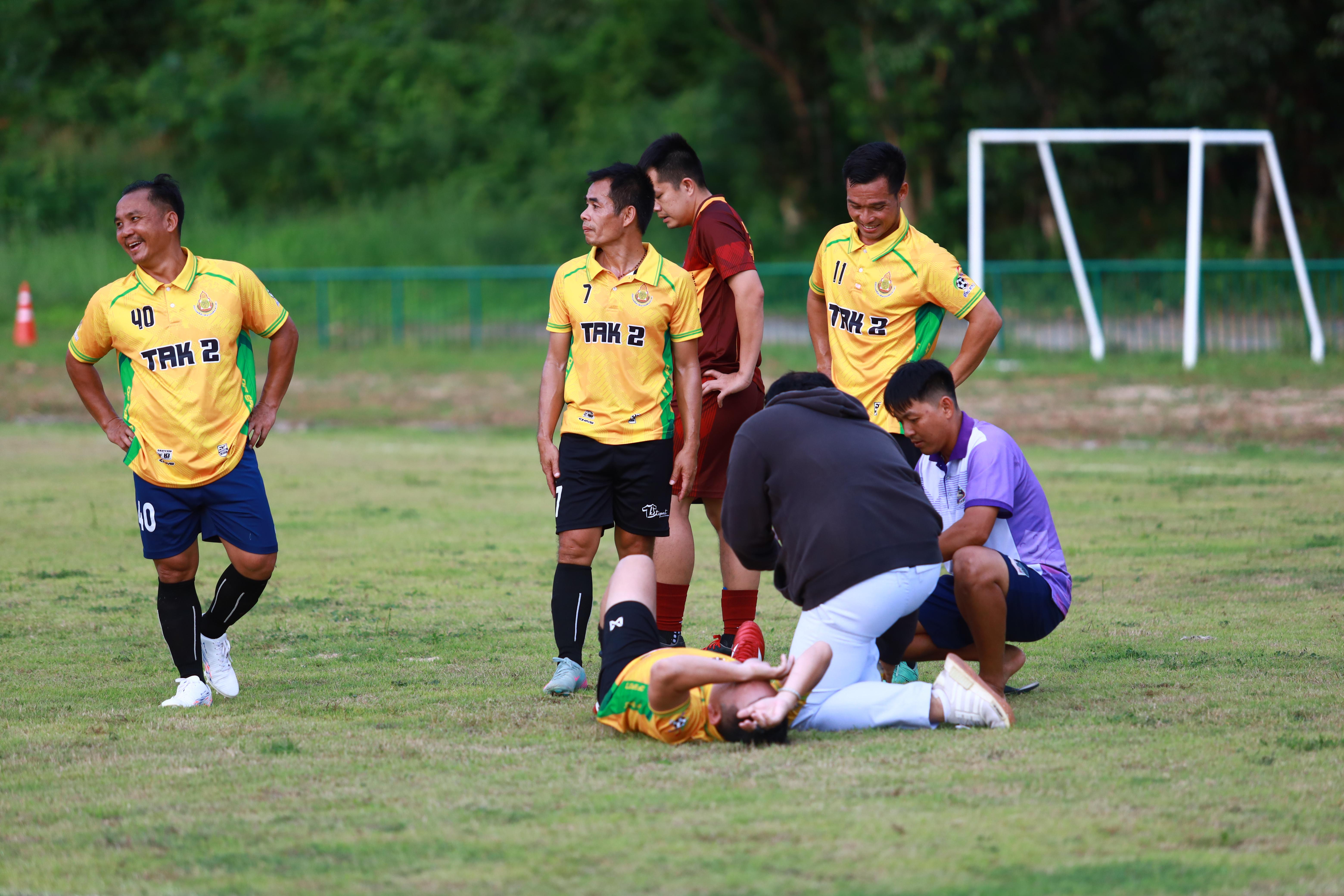 47. ฟุตบอล11คนหน่วยงาน25ปีkprums คู่ที่12