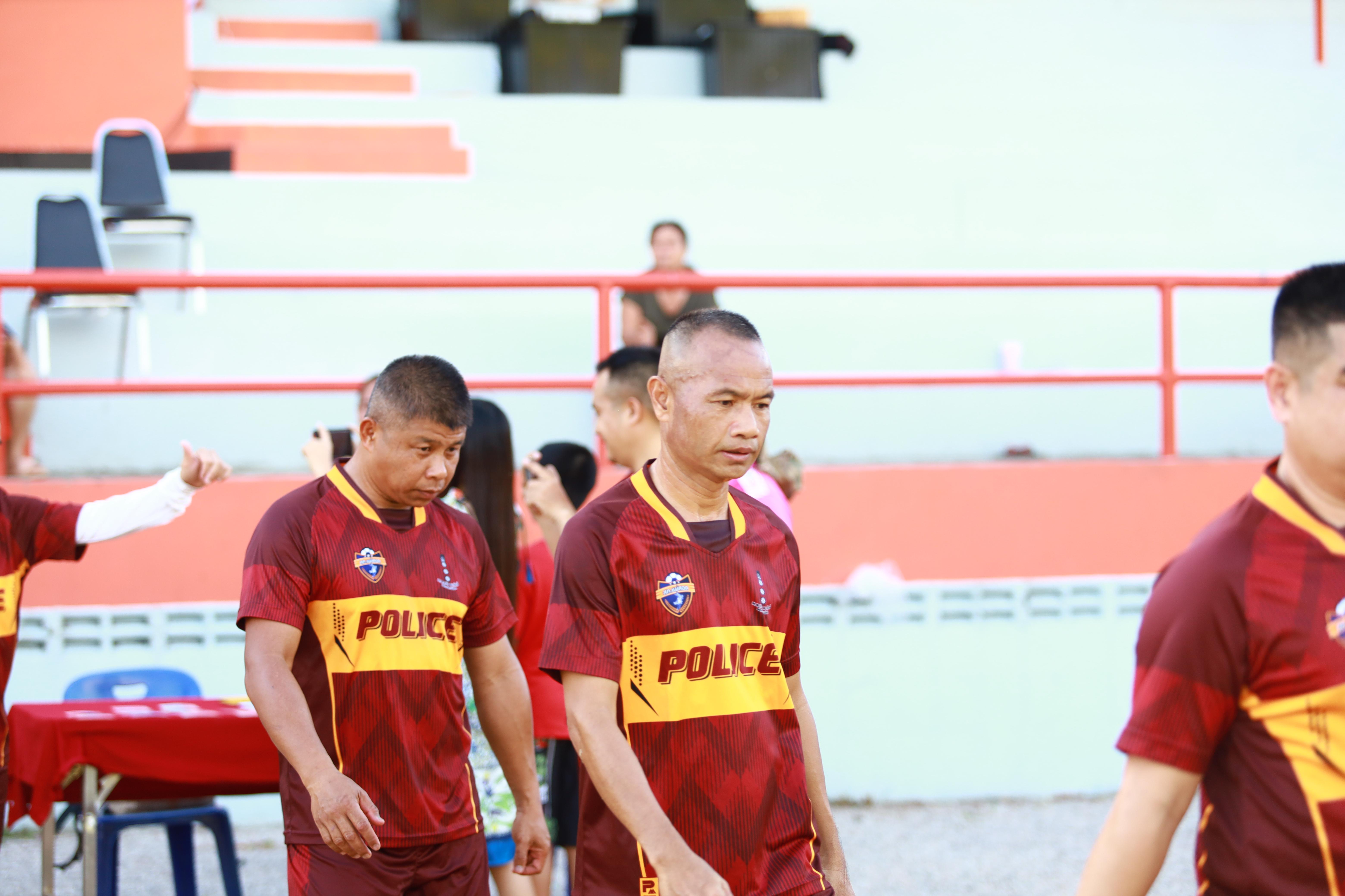 ฟุตบอล11คนหน่วยงาน25ปีkprums คู่ที่12