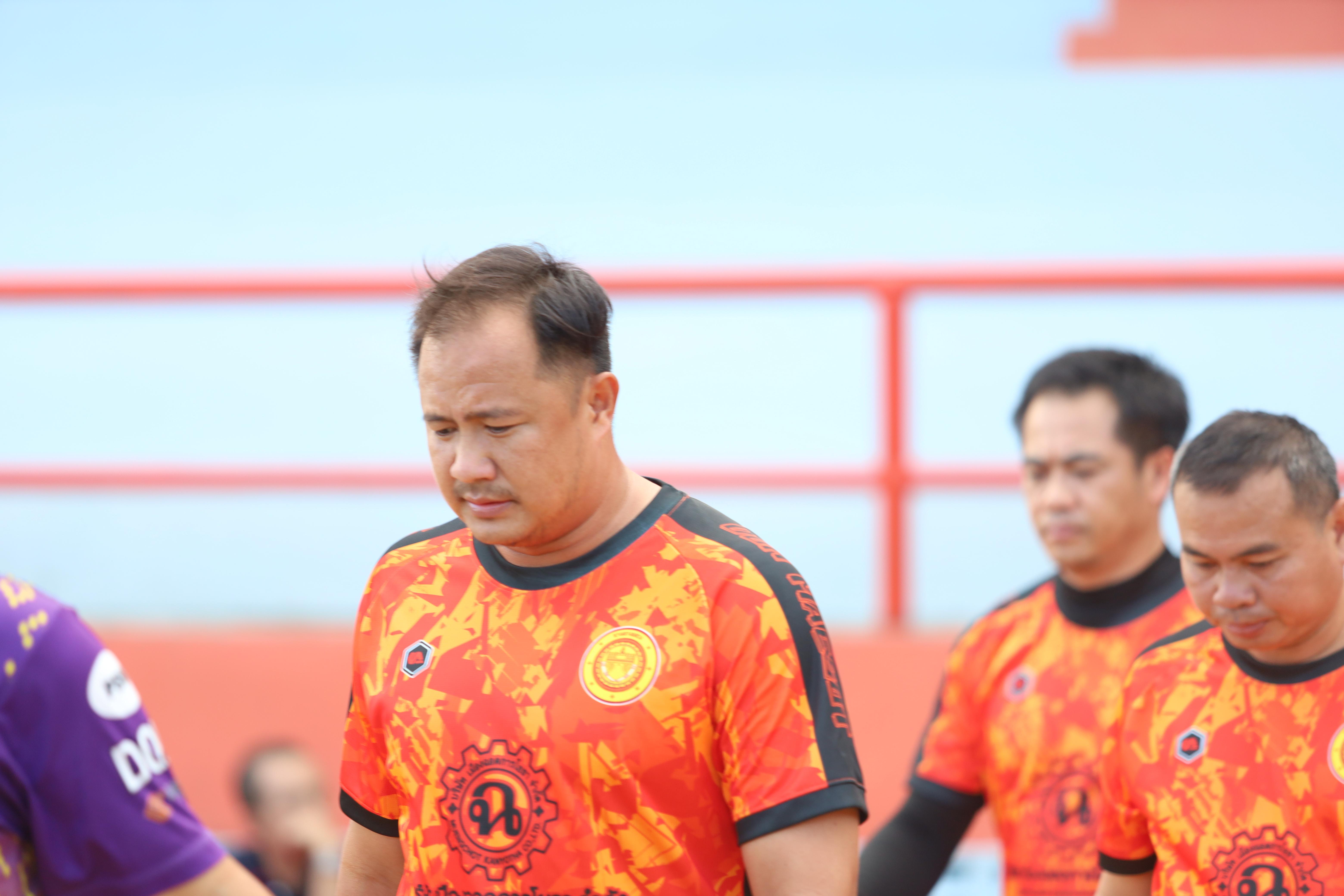 10. ฟุตบอล11คนหน่วยงาน25ปีkprums คู่ที่ 13