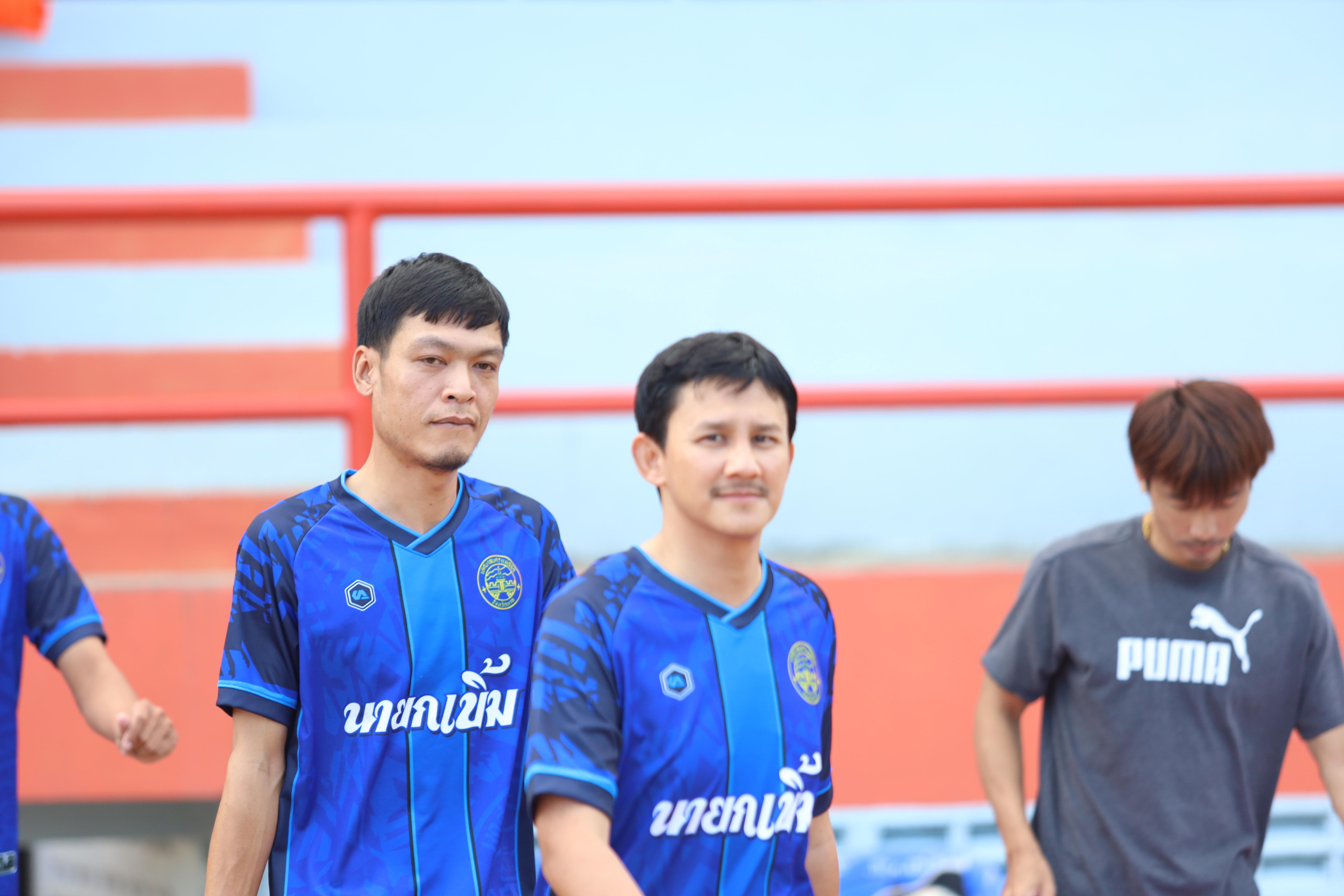 16. ฟุตบอล11คนหน่วยงาน25ปีkprums คู่ที่ 13