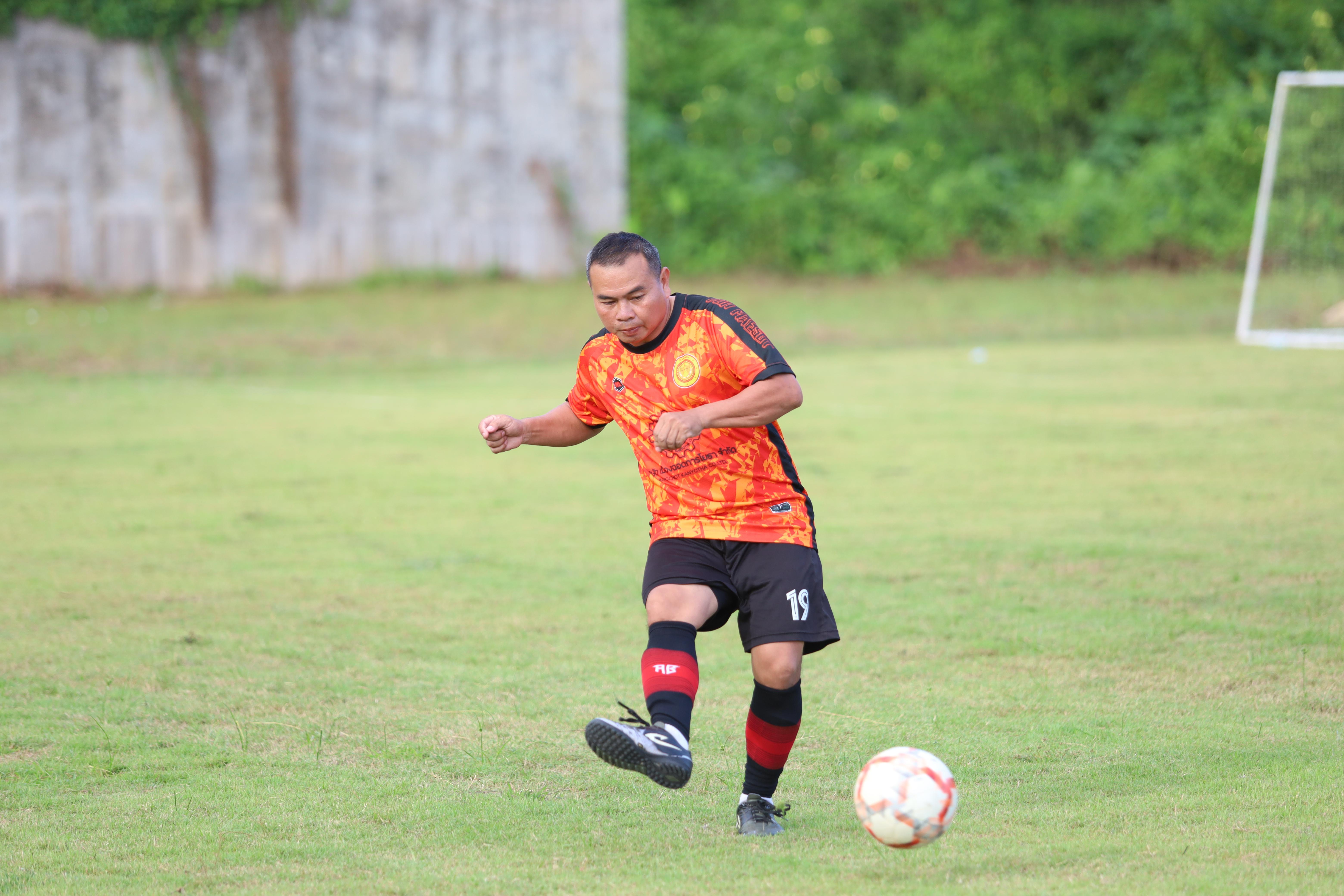 22. ฟุตบอล11คนหน่วยงาน25ปีkprums คู่ที่ 13