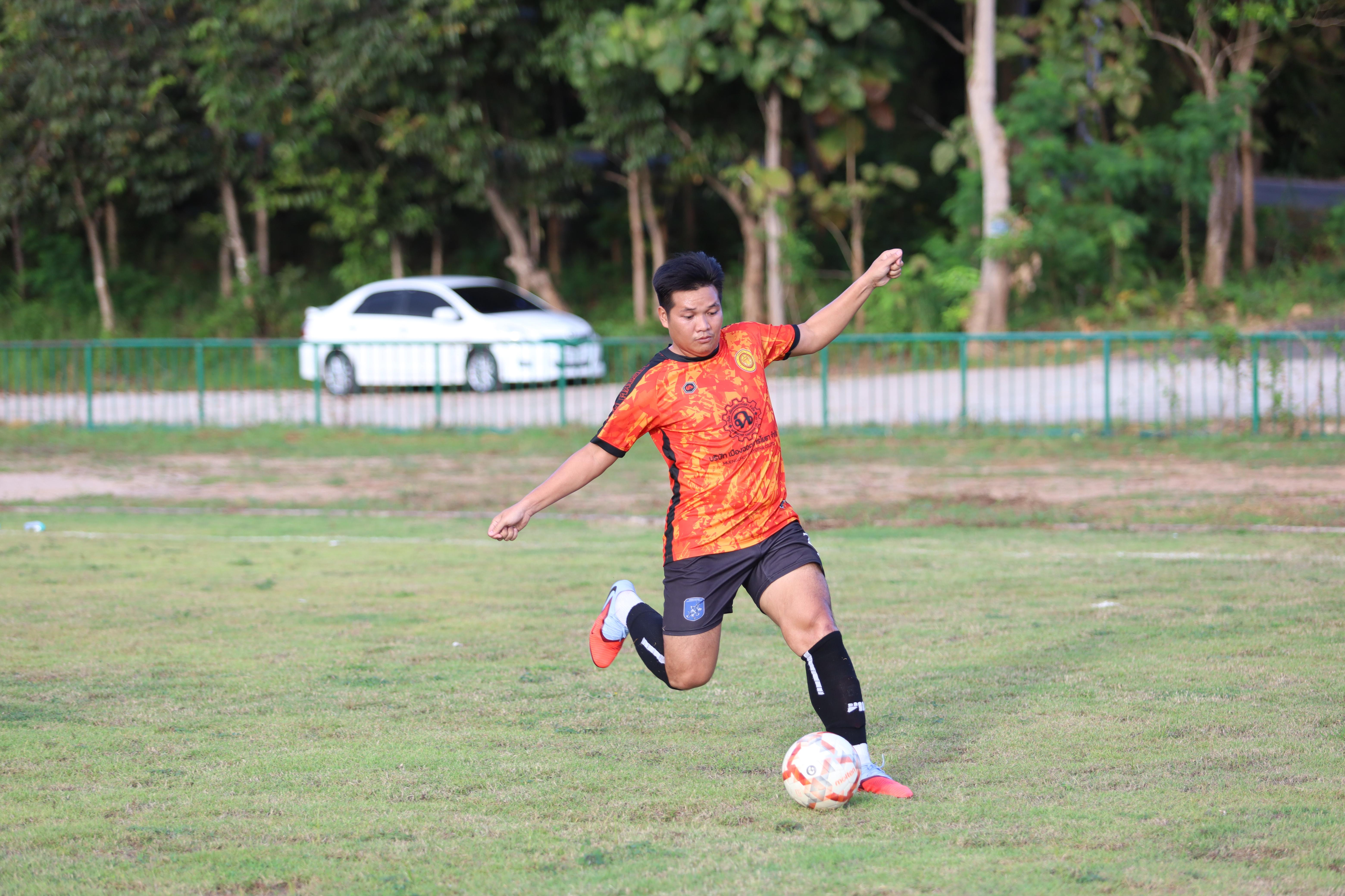 34. ฟุตบอล11คนหน่วยงาน25ปีkprums คู่ที่ 13