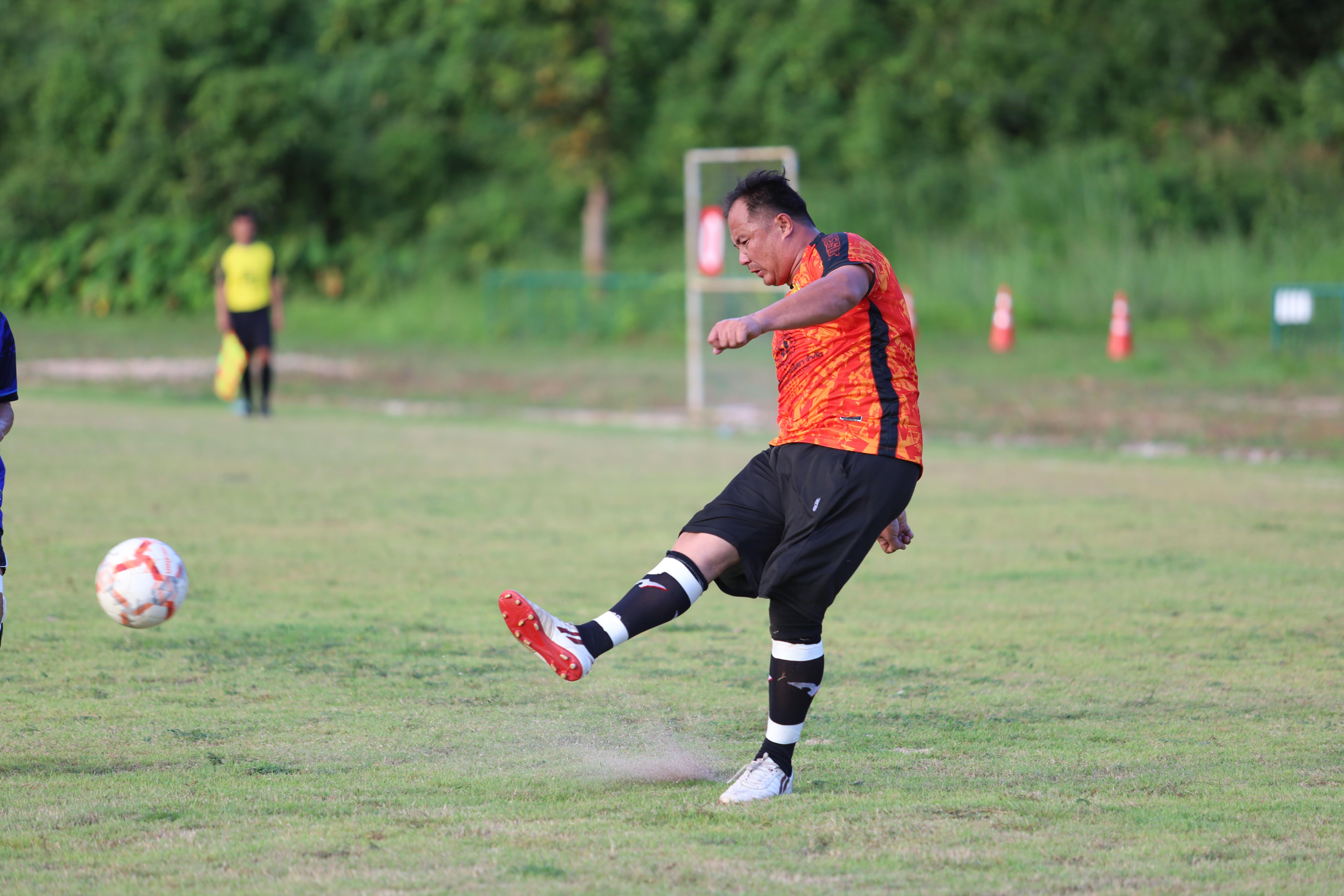 37. ฟุตบอล11คนหน่วยงาน25ปีkprums คู่ที่ 13