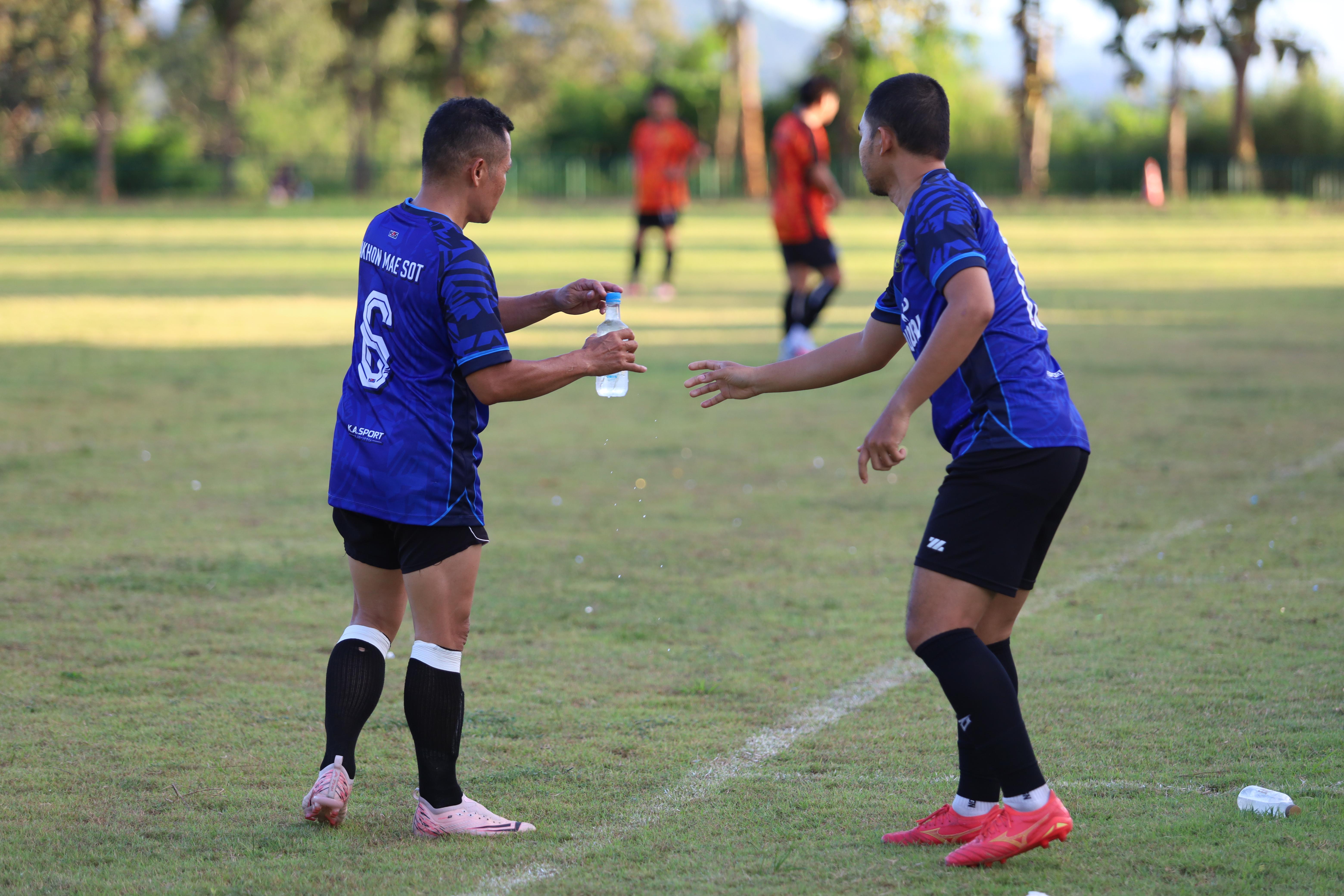 56. ฟุตบอล11คนหน่วยงาน25ปีkprums คู่ที่ 13