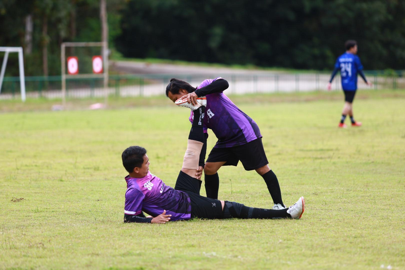 23. ฟุตบอล11คนหน่วยงาน25ปีkprums คู่ที่ 14 เทศบาลนครแม่สอด 1 : 0 โรงพยาบาลแม่สอด