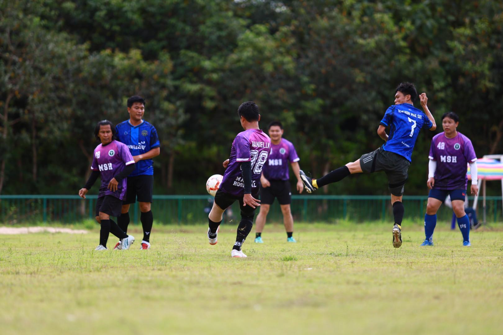 27. ฟุตบอล11คนหน่วยงาน25ปีkprums คู่ที่ 14 เทศบาลนครแม่สอด 1 : 0 โรงพยาบาลแม่สอด