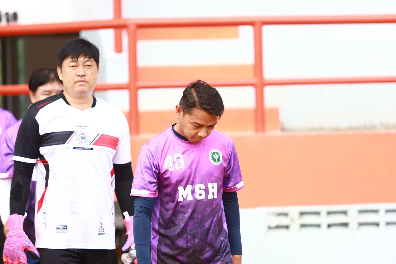 4. ฟุตบอล11คนหน่วยงาน25ปีkprums เทศบาลนครแม่สอด 1 : 0 โรงพยาบาลแม่สอด