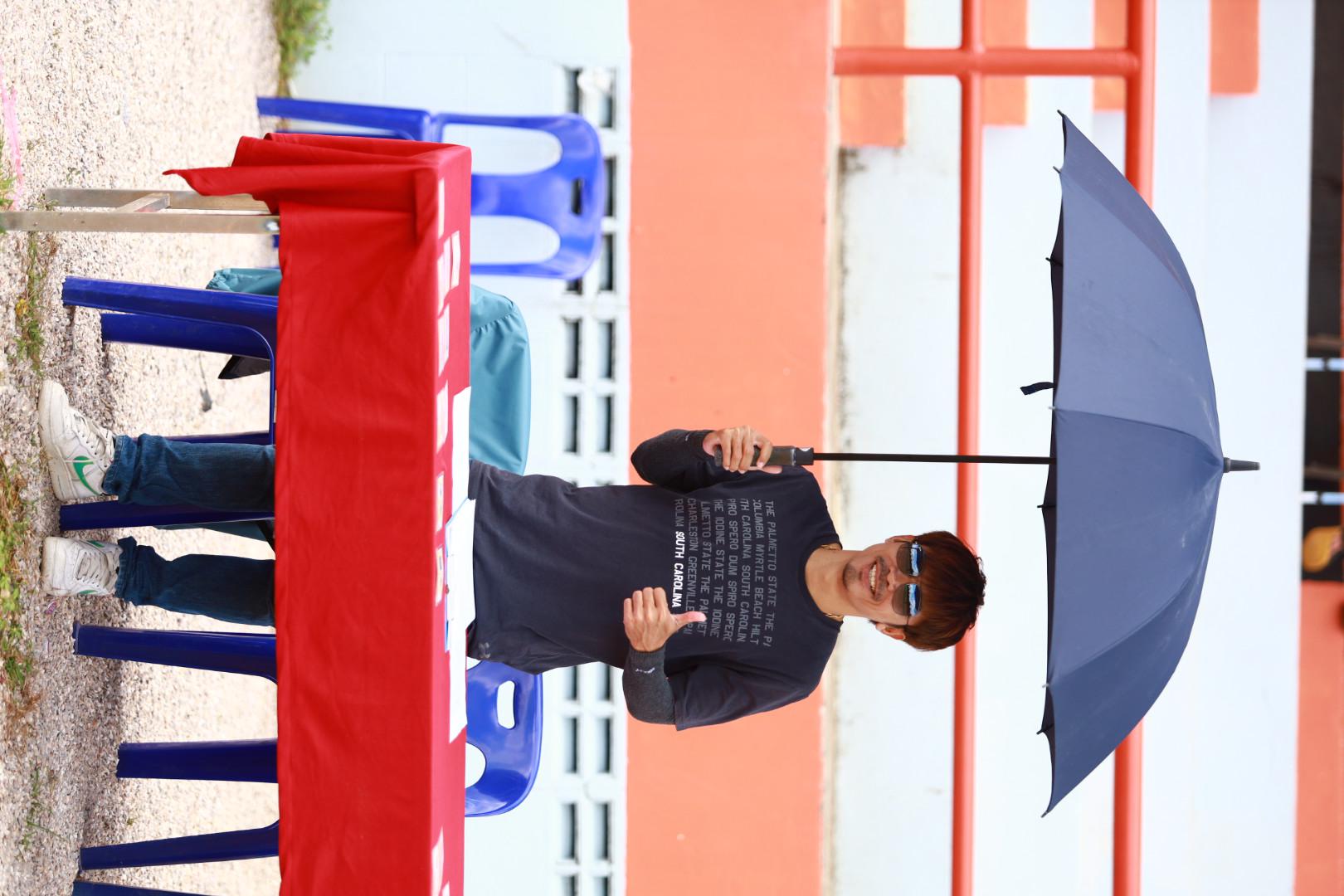 1. ฟุตบอล11คนหน่วยงาน25ปีkprums คู่ที่ 15 สถานีตำรวจภูธรแม่สอด 3 : 1 อำเภอแม่สอด