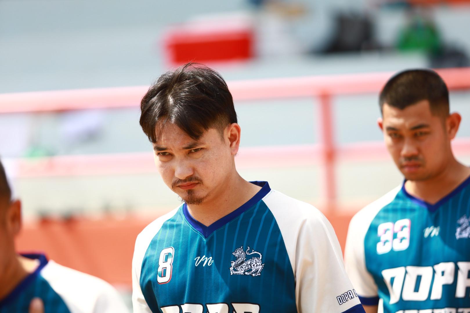 8. ฟุตบอล11คนหน่วยงาน25ปีkprums คู่ที่ 15 สถานีตำรวจภูธรแม่สอด 3 : 1 อำเภอแม่สอด