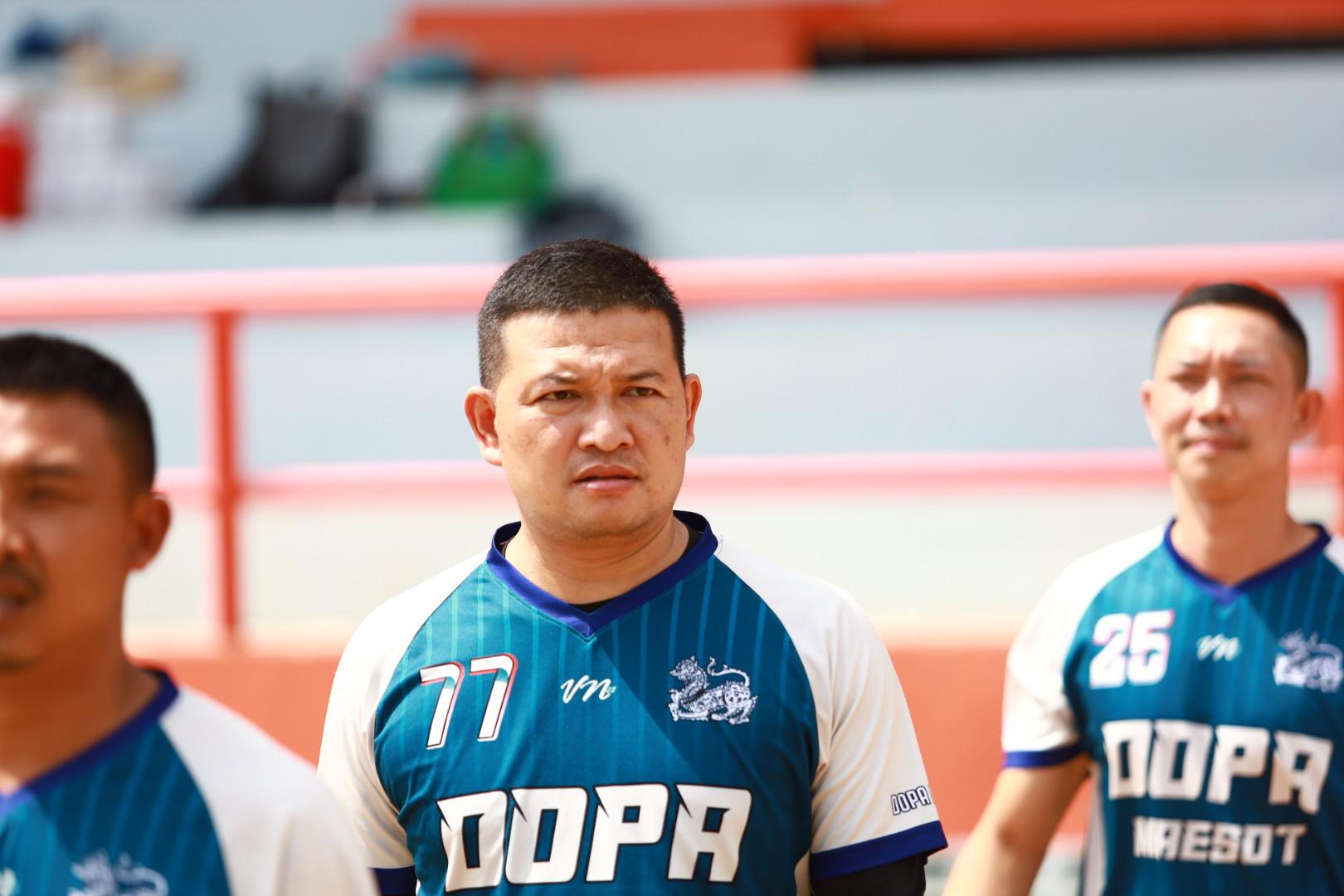 10. ฟุตบอล11คนหน่วยงาน25ปีkprums คู่ที่ 15 สถานีตำรวจภูธรแม่สอด 3 : 1 อำเภอแม่สอด