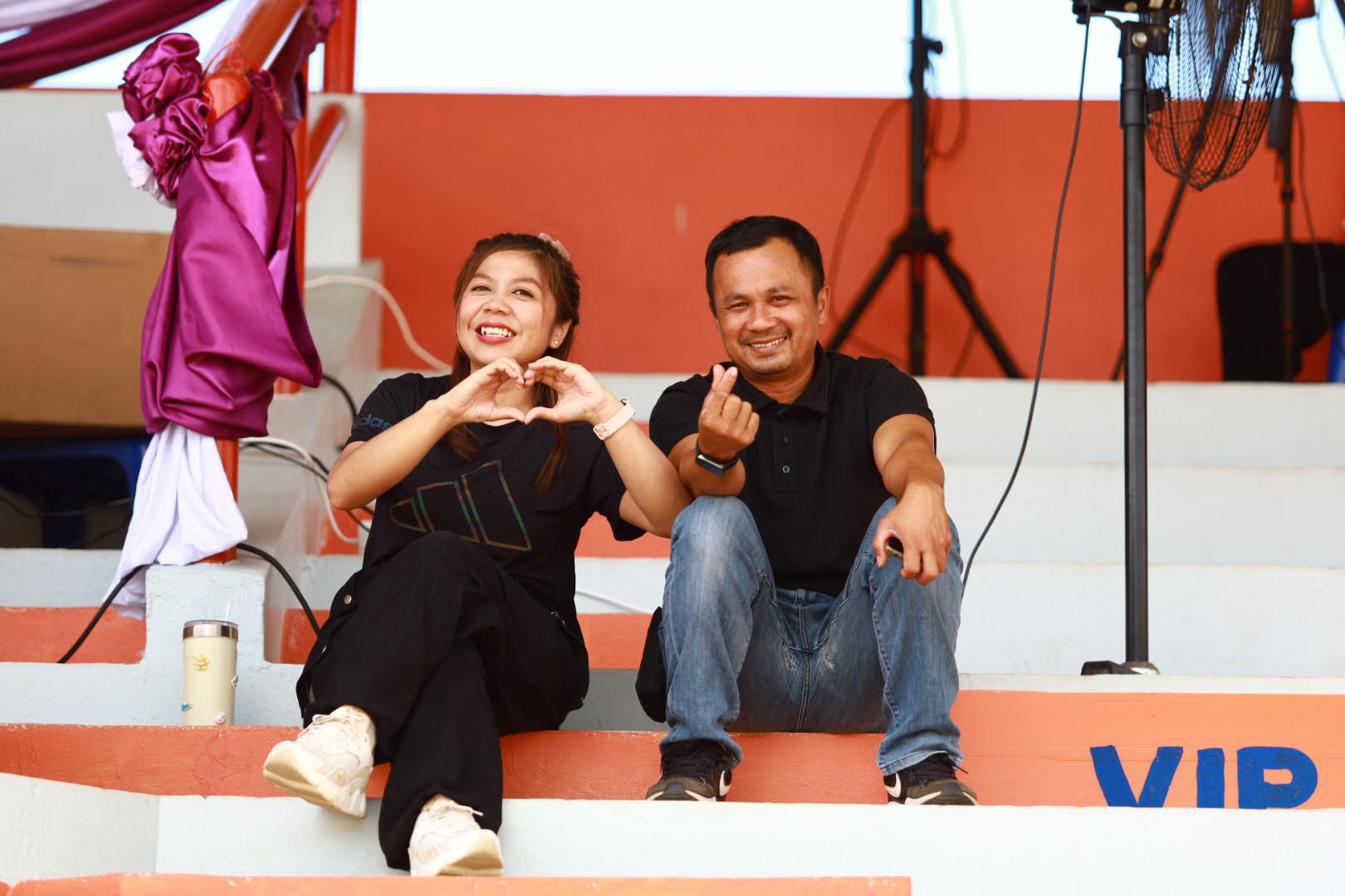 37. ฟุตบอล11คนหน่วยงาน25ปีkprums คู่ที่ 15 สถานีตำรวจภูธรแม่สอด 3 : 1 อำเภอแม่สอด