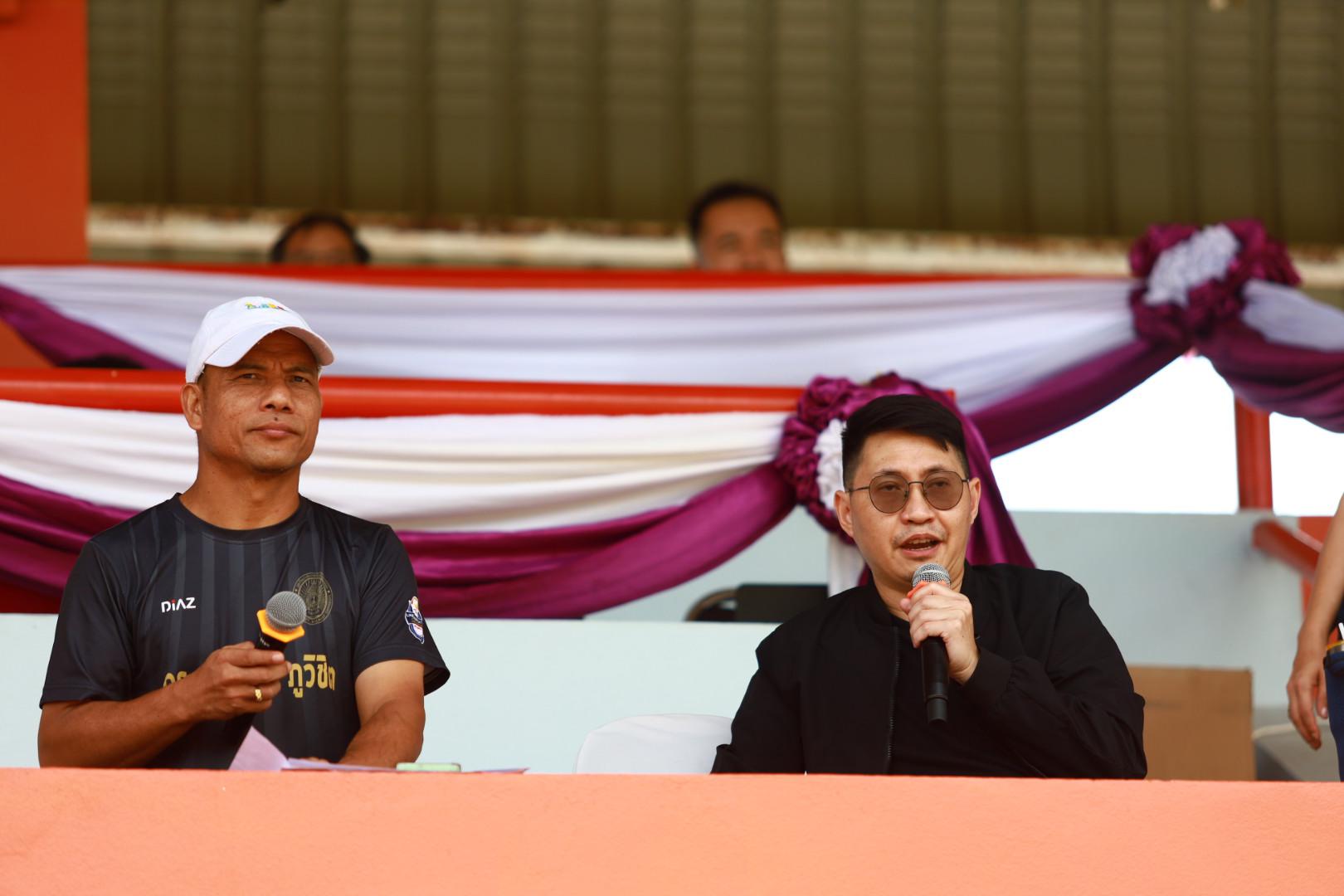 18. ฟุตบอล11คนหน่วยงาน25ปีkprums คู่ชิงรองอันดับ 3 โรงพยาบาลแม่สอด 2 : 0 อำเภอแม่สอด