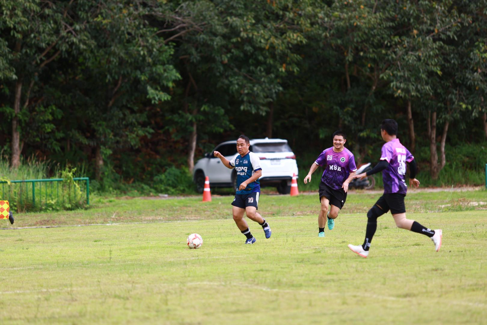 26. ฟุตบอล11คนหน่วยงาน25ปีkprums คู่ชิงรองอันดับ 3 โรงพยาบาลแม่สอด 2 : 0 อำเภอแม่สอด