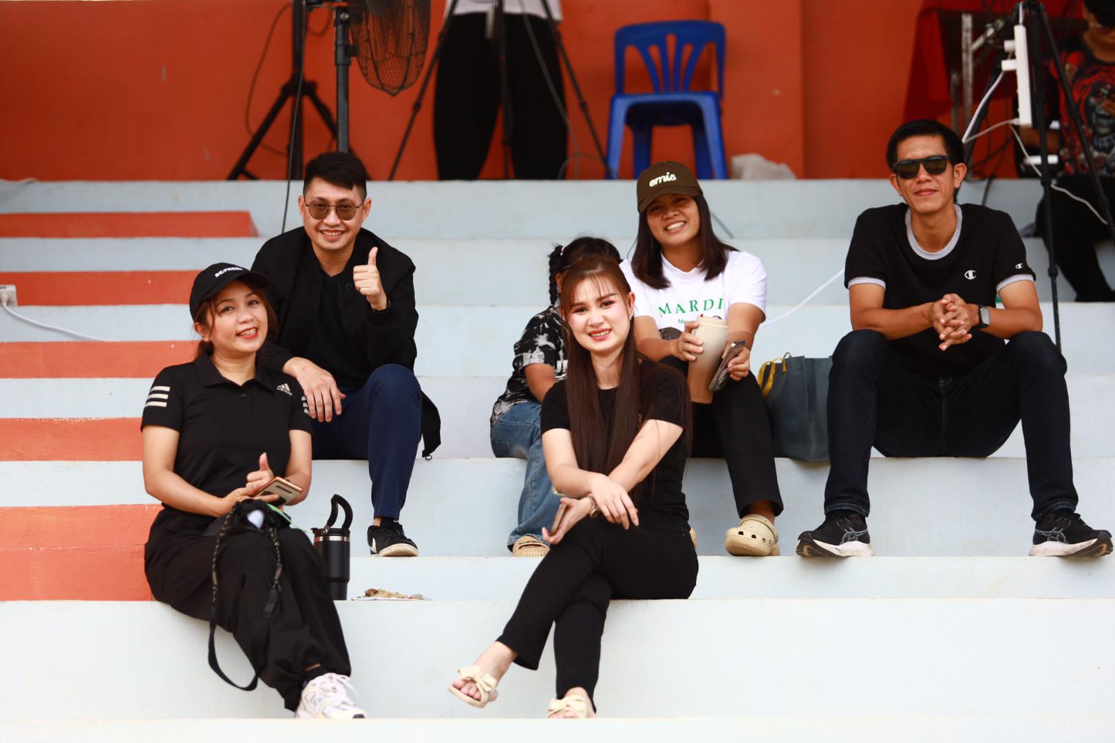 38. ฟุตบอล11คนหน่วยงาน25ปีkprums คู่ชิงรองอันดับ 3 โรงพยาบาลแม่สอด 2 : 0 อำเภอแม่สอด