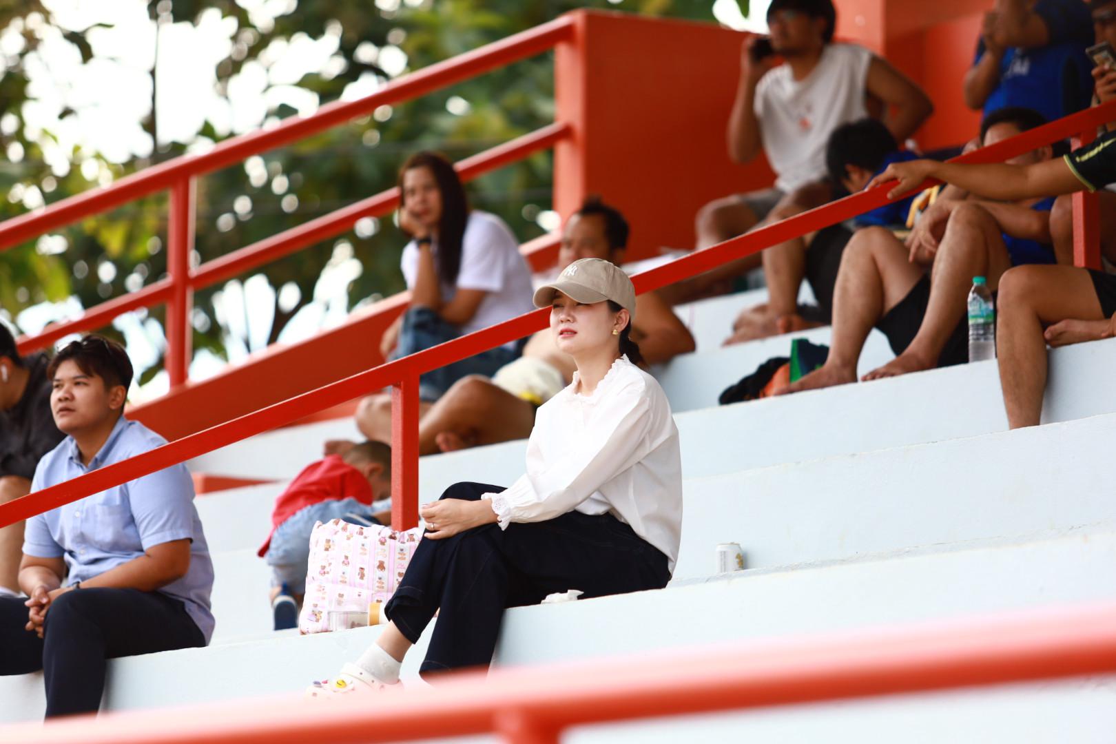 39. ฟุตบอล11คนหน่วยงาน25ปีkprums คู่ชิงรองอันดับ 3 โรงพยาบาลแม่สอด 2 : 0 อำเภอแม่สอด