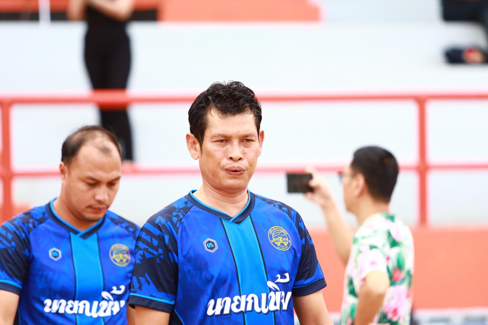 6. ฟุตบอล11คนหน่วยงาน25ปีkprums คู่ชิงชนะเลิศ สถานีตำรวจภูธรแม่สอด 0 : 1 เทศบาลนครแม่สอด