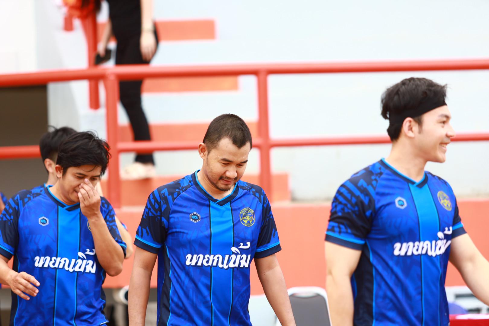 10. ฟุตบอล11คนหน่วยงาน25ปีkprums คู่ชิงชนะเลิศ สถานีตำรวจภูธรแม่สอด 0 : 1 เทศบาลนครแม่สอด