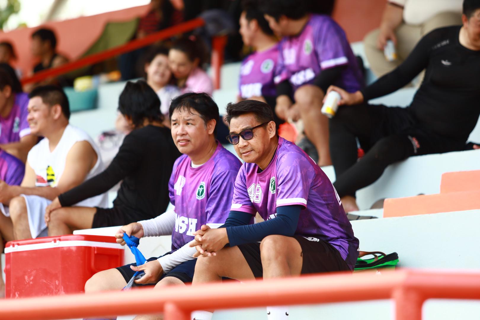 18. ฟุตบอล11คนหน่วยงาน25ปีkprums คู่ชิงชนะเลิศ สถานีตำรวจภูธรแม่สอด 0 : 1 เทศบาลนครแม่สอด