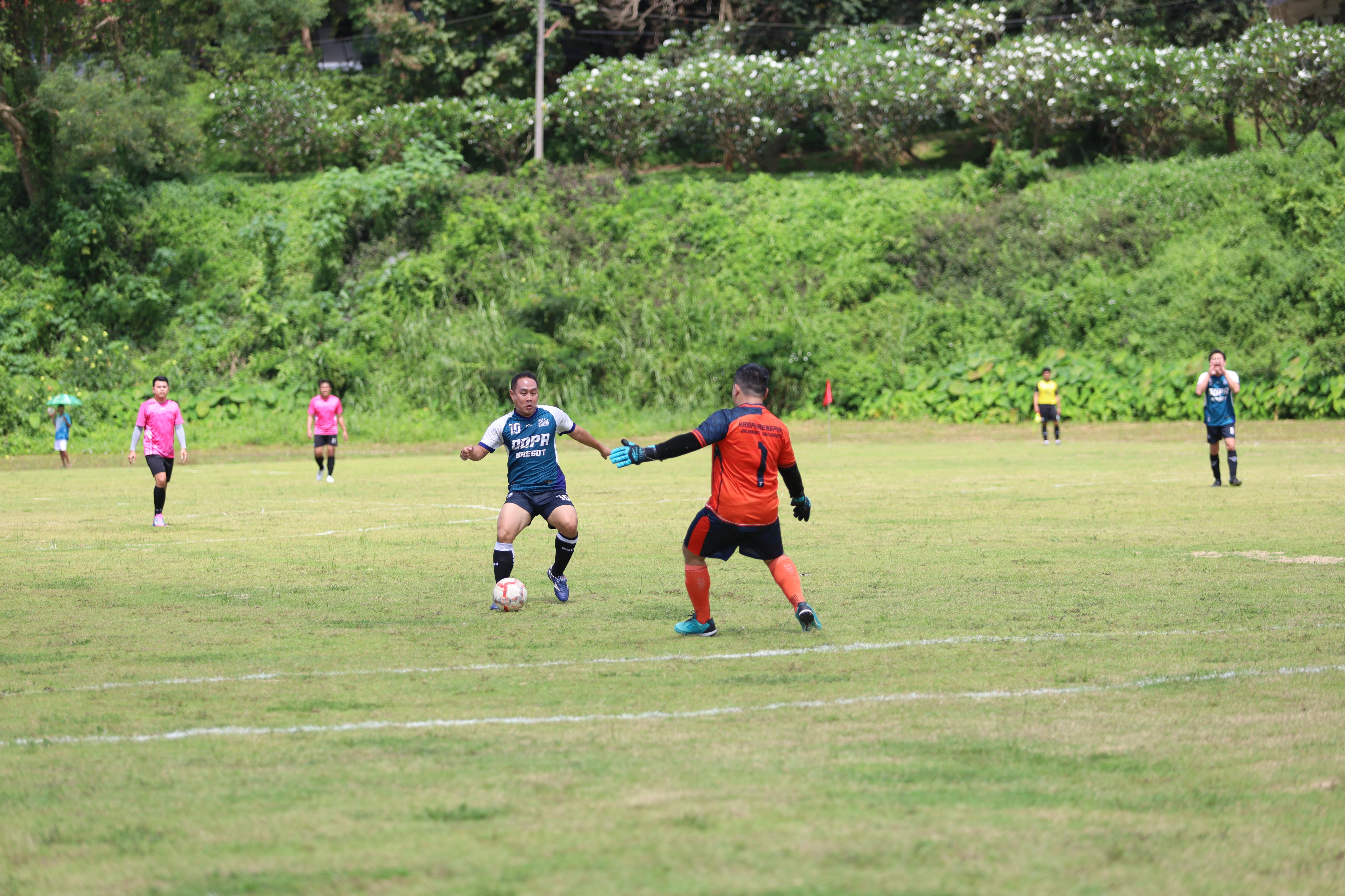 56. การแข่งขันฟุตบอล11คนหน่วยงานคู่ที่2