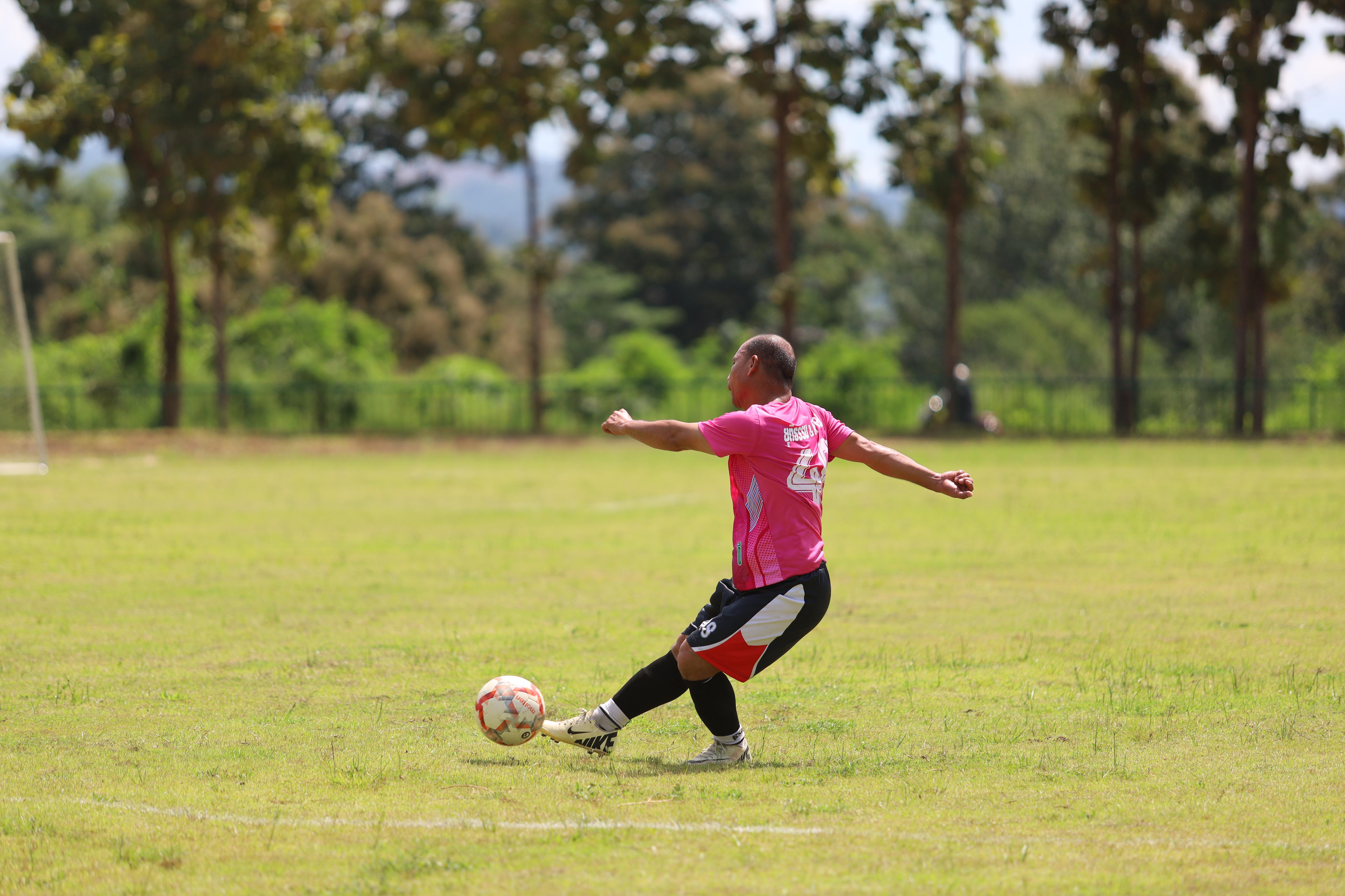 77. การแข่งขันฟุตบอล11คนหน่วยงานคู่ที่2