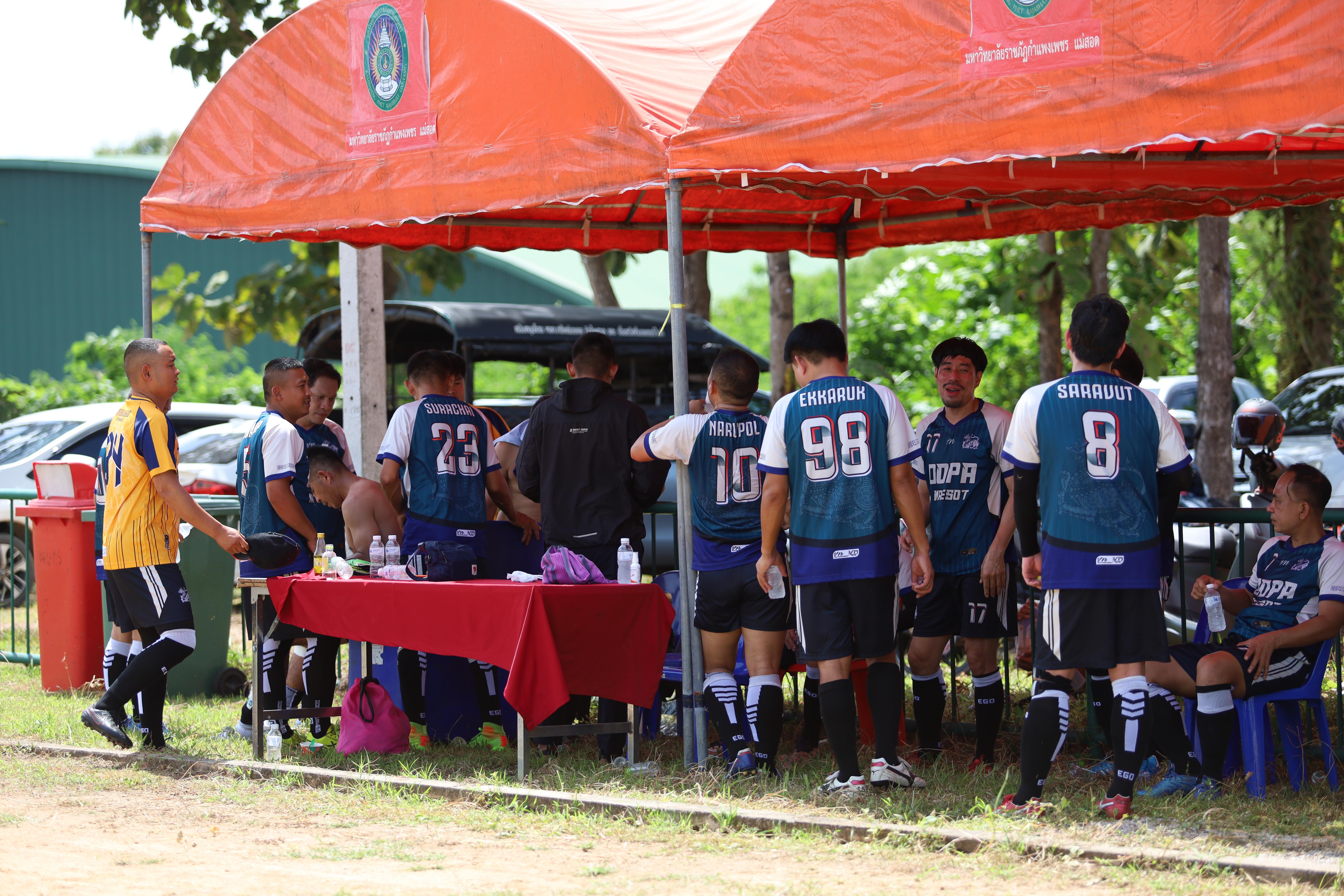 93. การแข่งขันฟุตบอล11คนหน่วยงานคู่ที่2