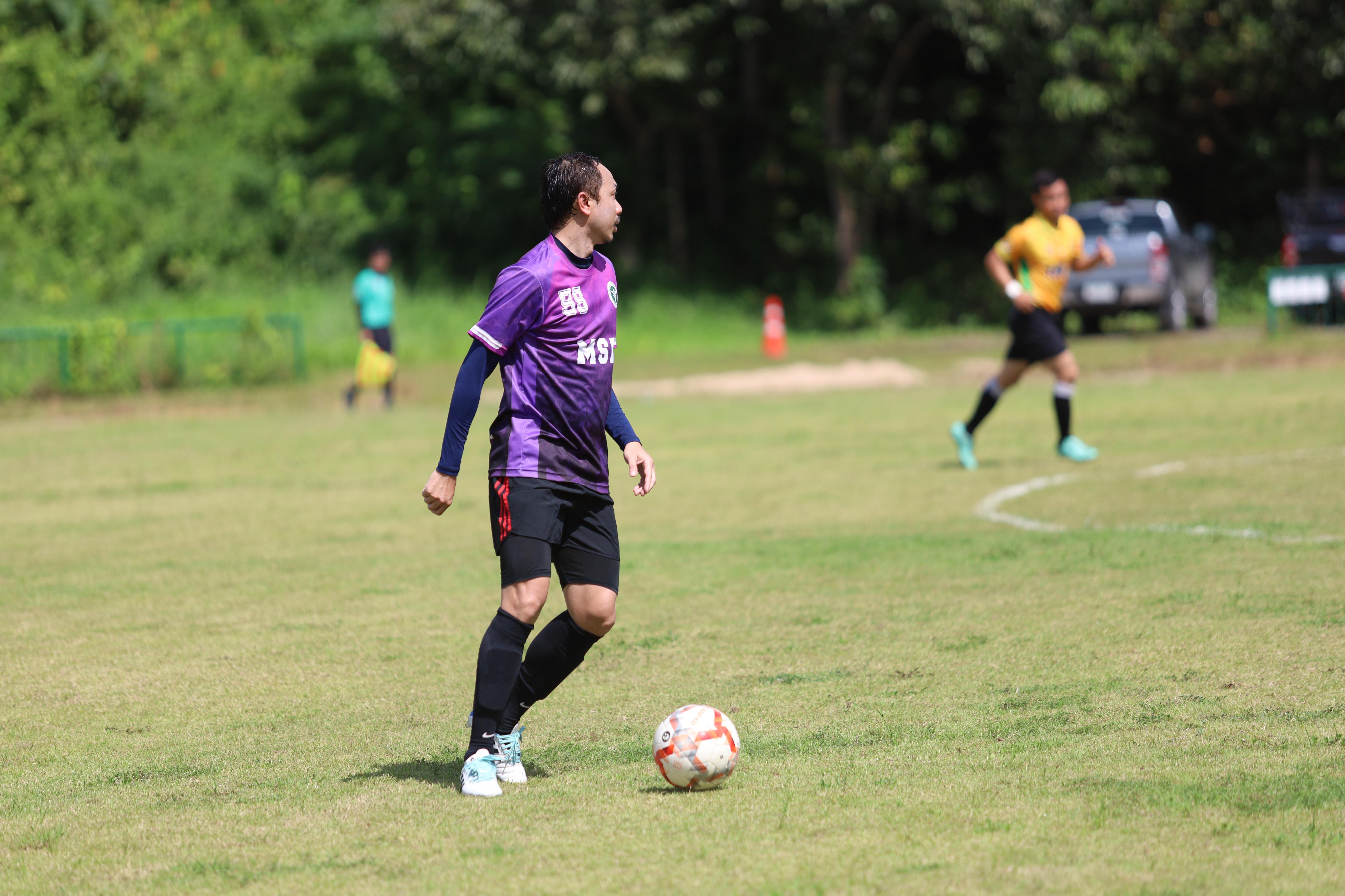 28. การแข่งขันฟุตบอล11คนหน่วยงานคู่ที่3