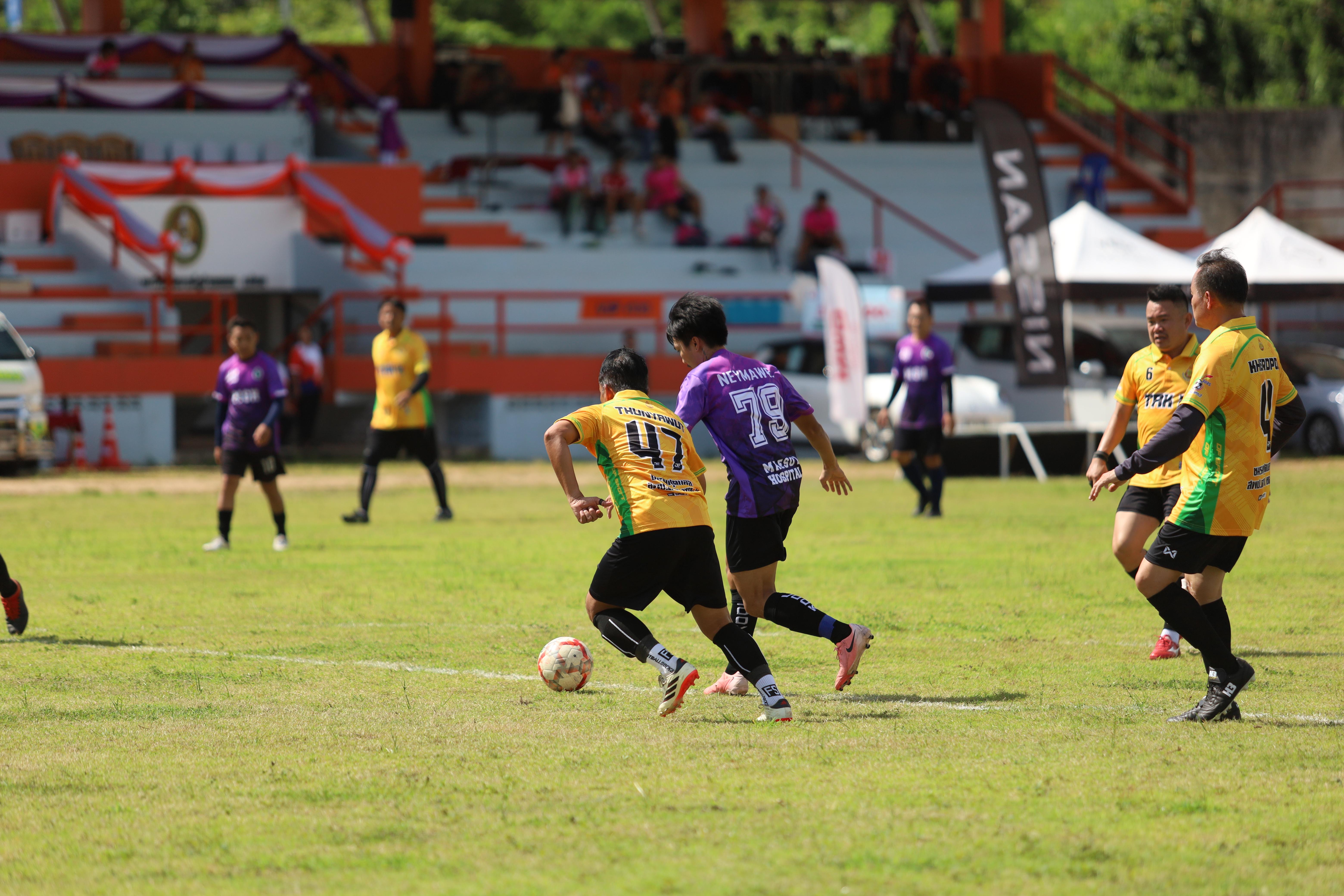 40. การแข่งขันฟุตบอล11คนหน่วยงานคู่ที่3