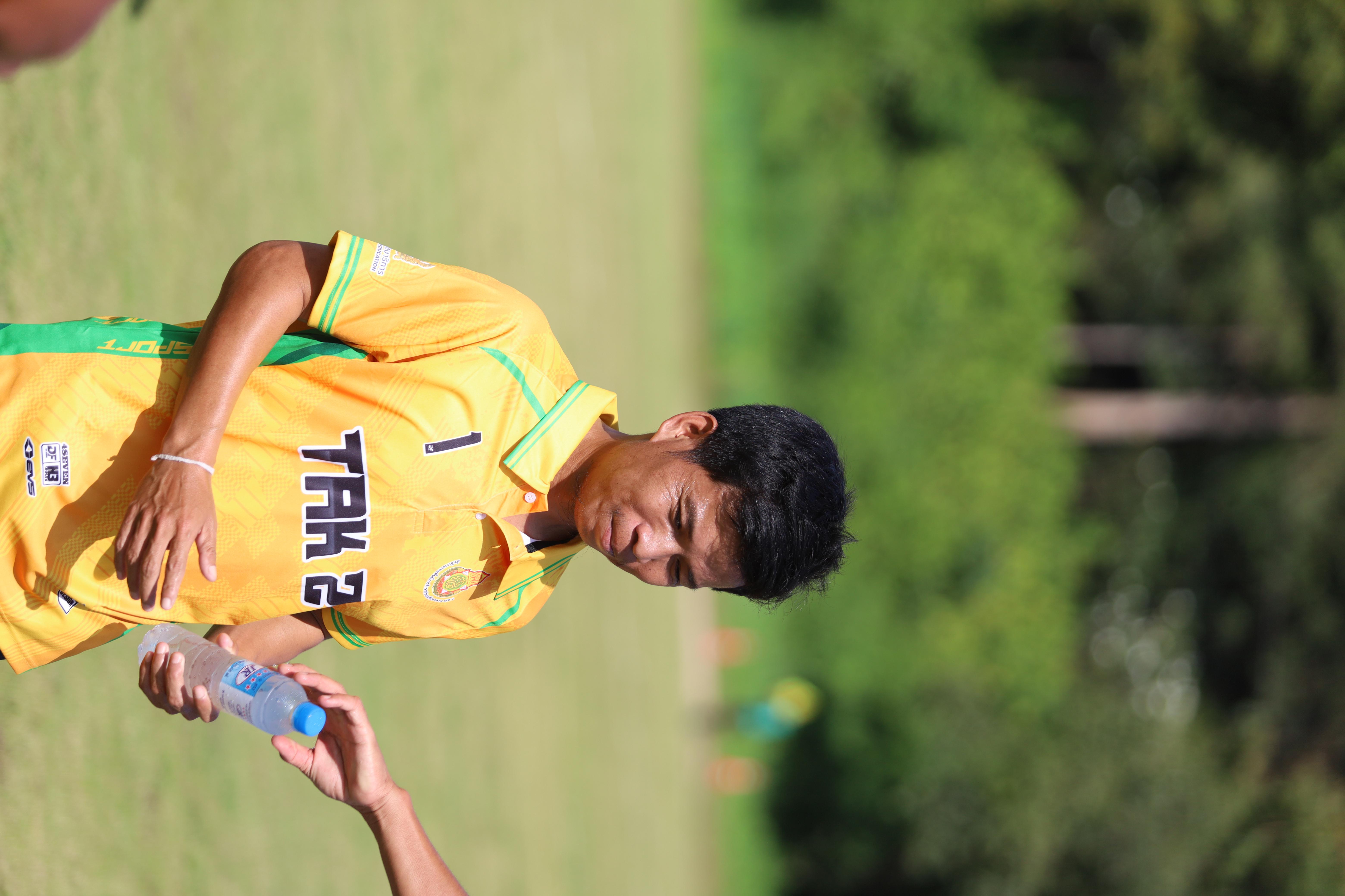 60. การแข่งขันฟุตบอล11คนหน่วยงานคู่ที่3