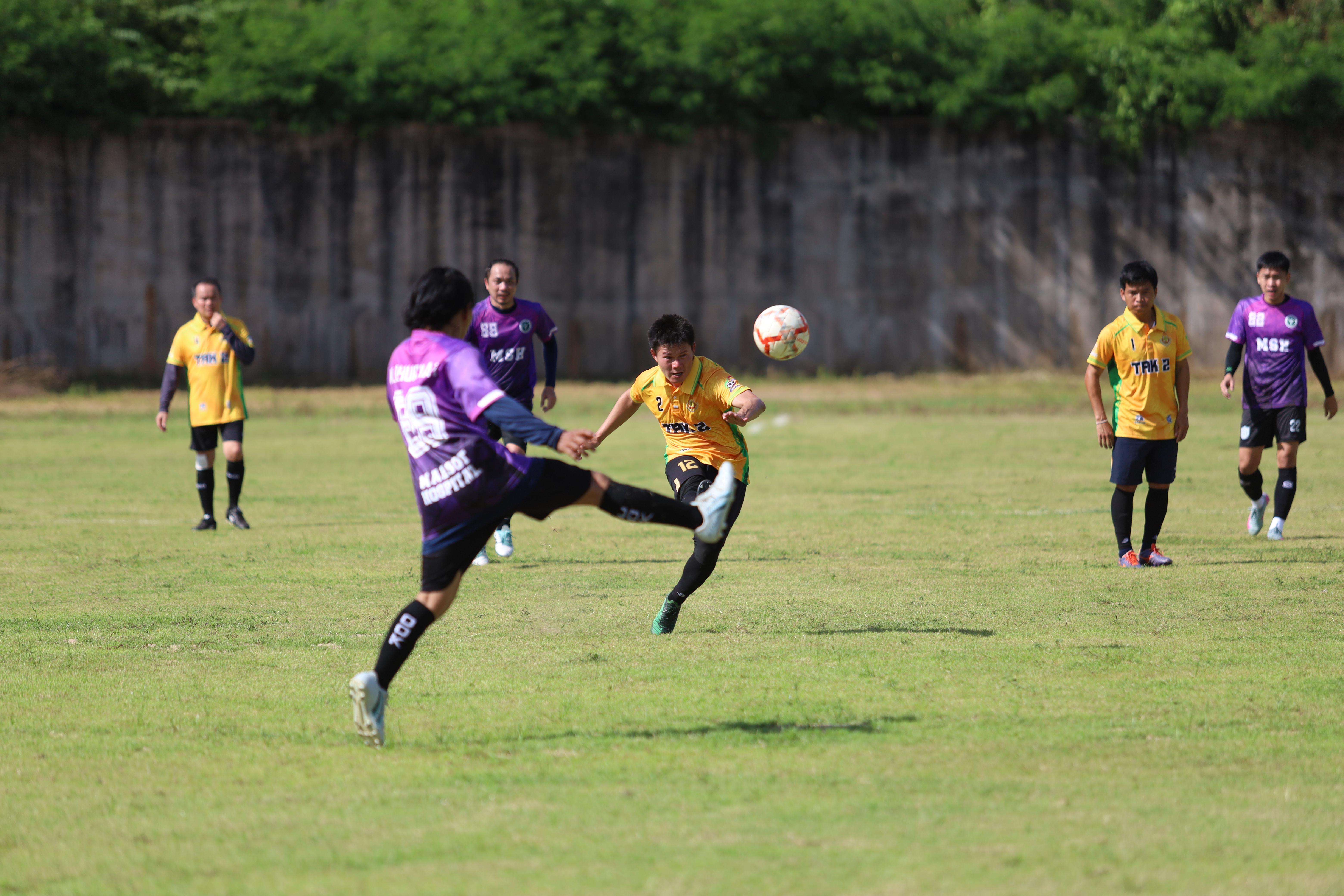 76. การแข่งขันฟุตบอล11คนหน่วยงานคู่ที่3