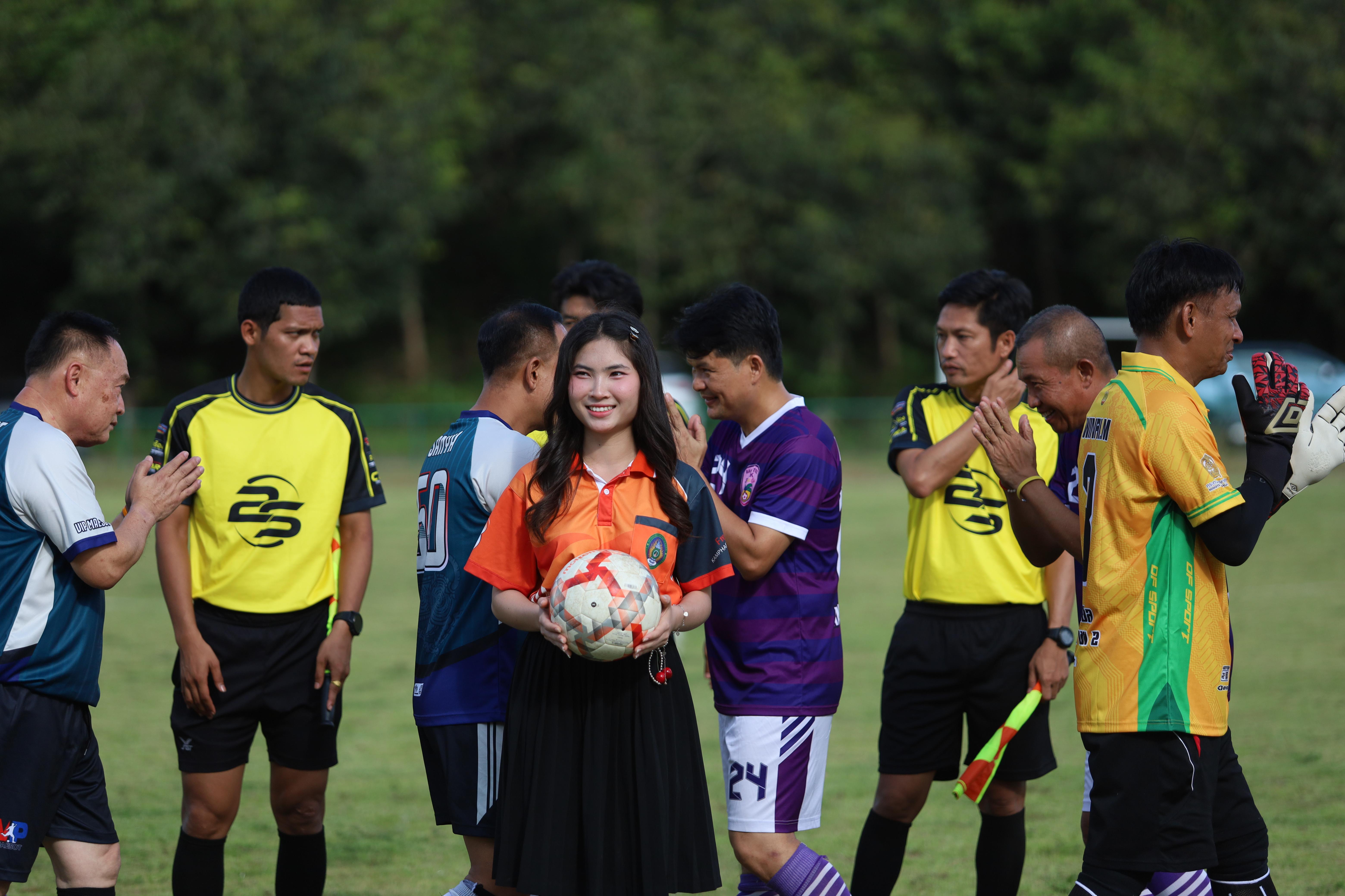 46. การแข่งขันฟุตบอล11คนหน่วยงานคู่ที่4